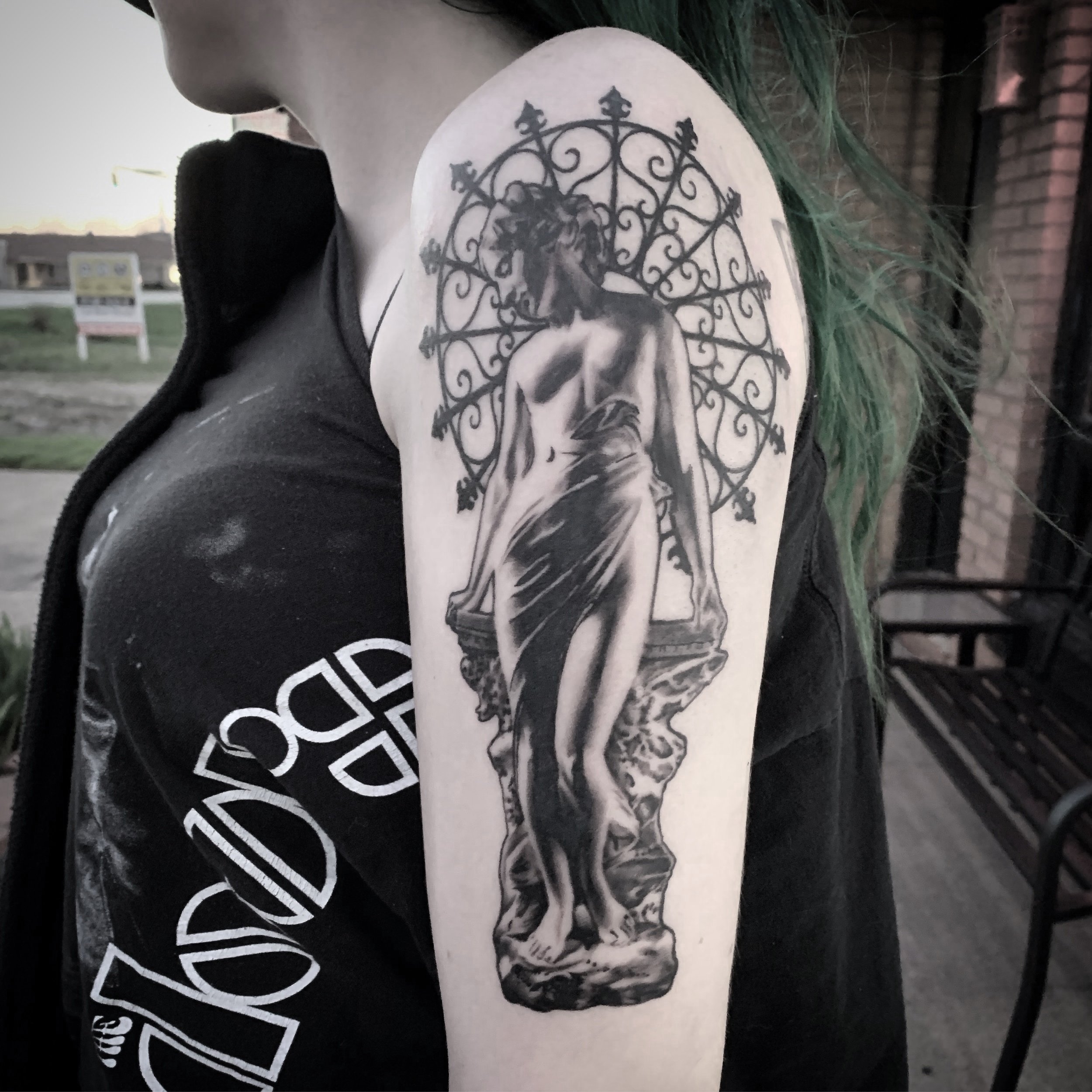Tattoo, tattoo artist, tattoos, realistic tattoo, portrait tattoo, artistic tattoo, experienced tattoo artist, Oregon, tattoo artist near me, nature tattoo, tattoo shop, tattoo shop near me, black and grey tattoo, realism, artist, PNW, reliable tatto