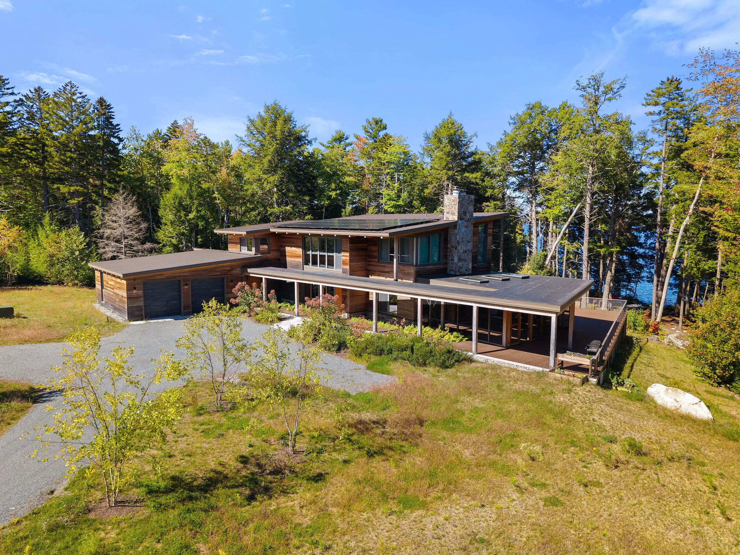 02-Branch Lake House.jpg