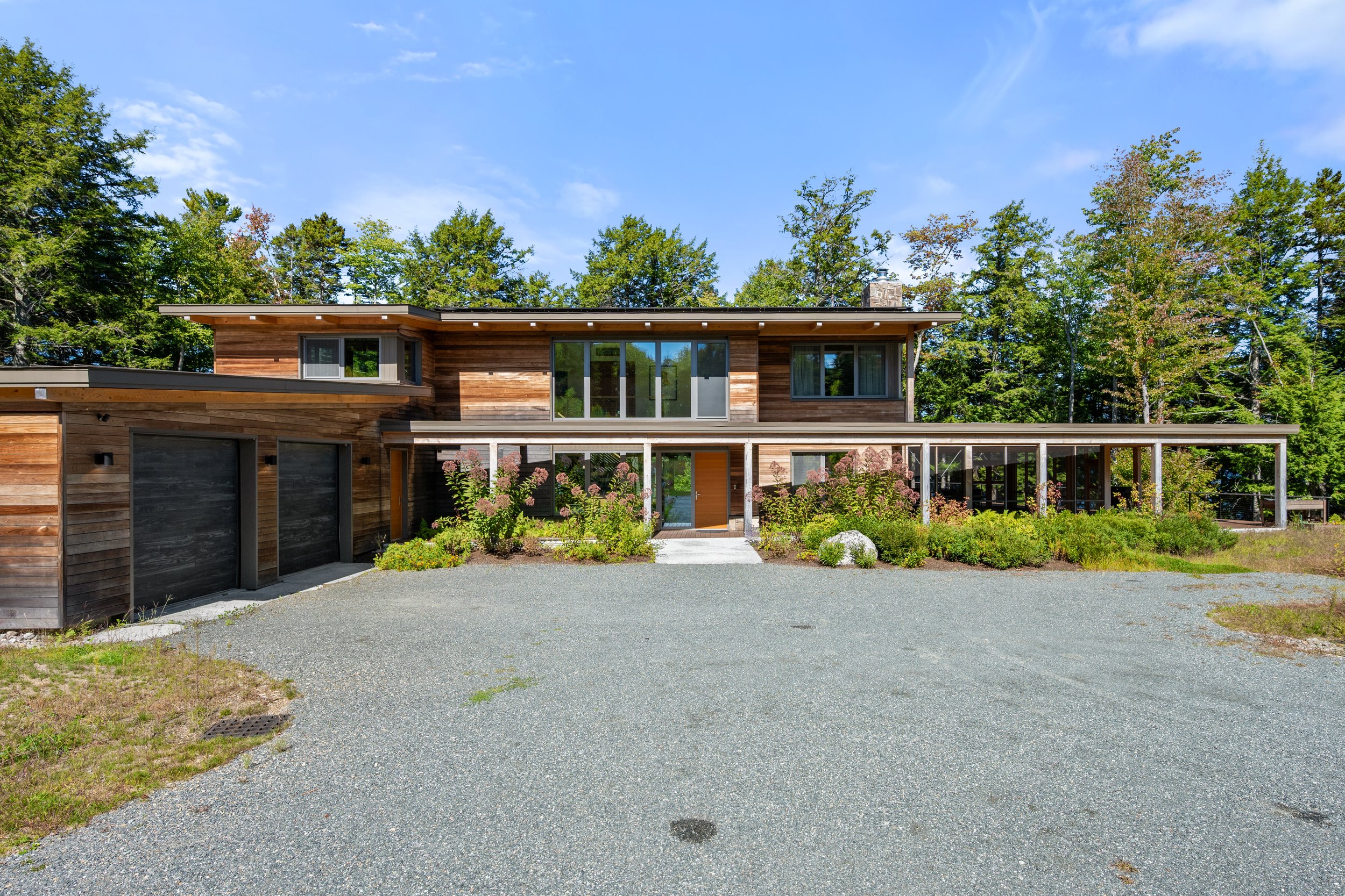 04-Branch Lake House.jpg