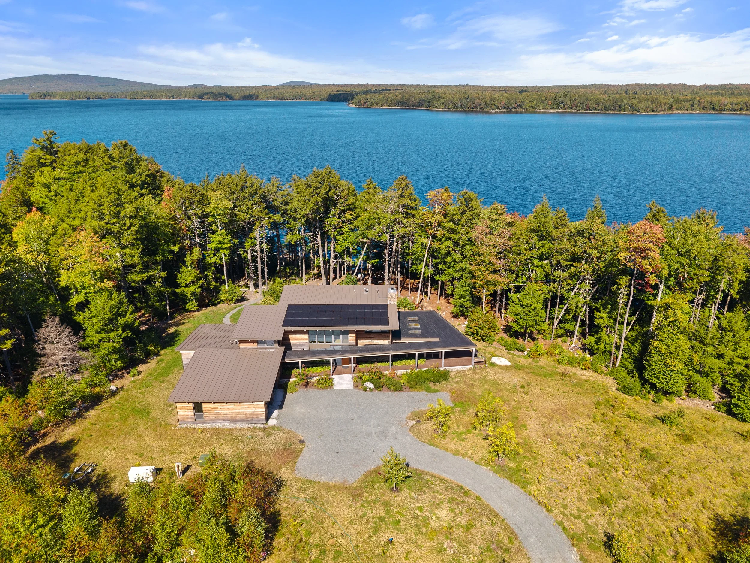 11-Branch Lake House.jpg