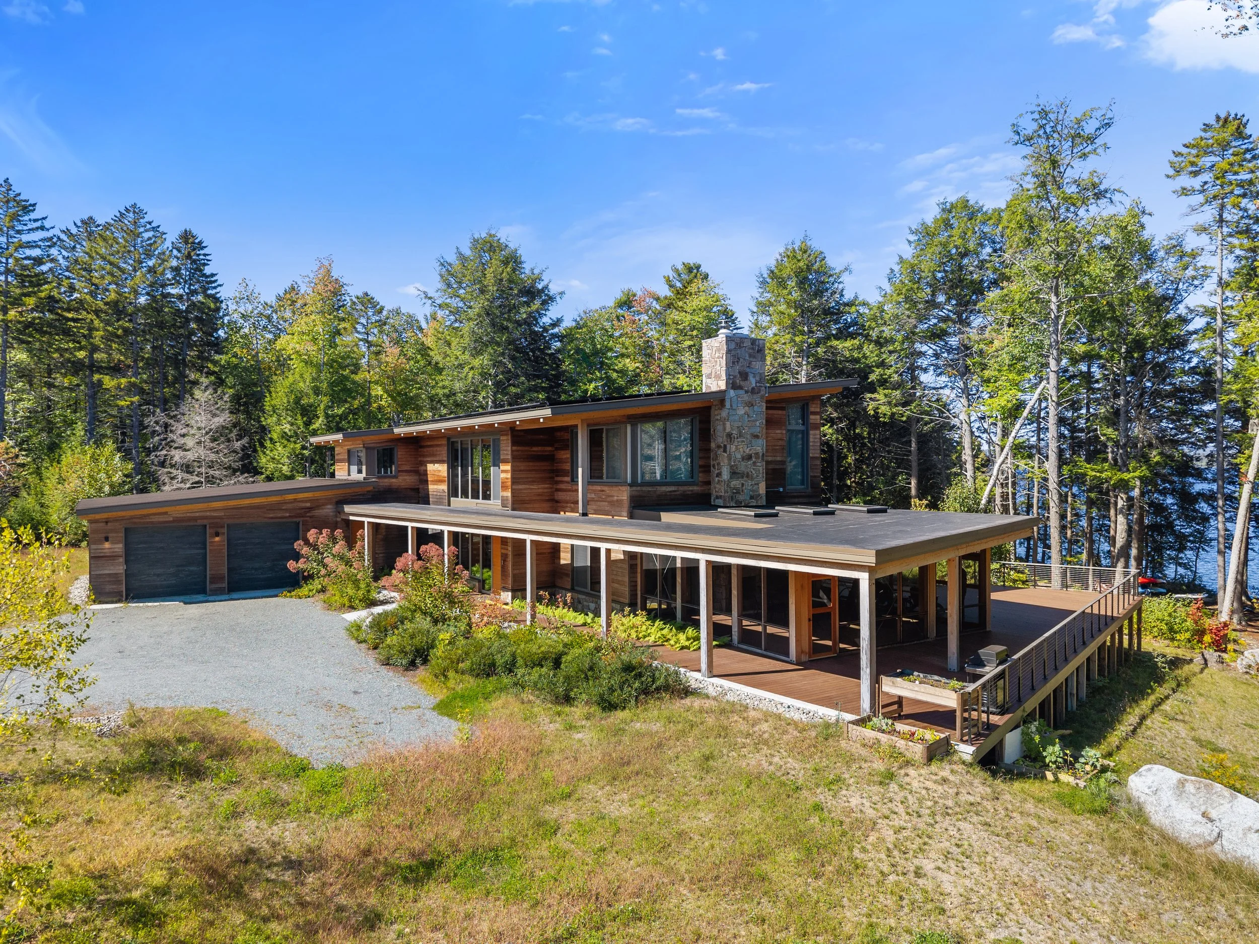 20-Branch Lake House.jpg