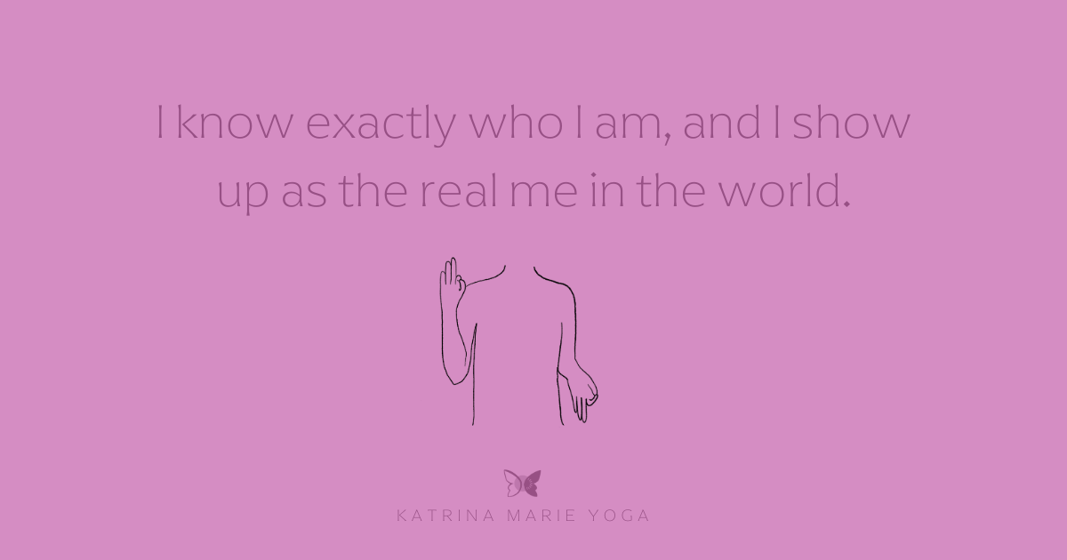 Illustration of Purna Jnanam Mudra with the affirmation “I know exactly who I am, and I show up as the real me in the world,” supporting authenticity, self-trust, and expanded awareness.