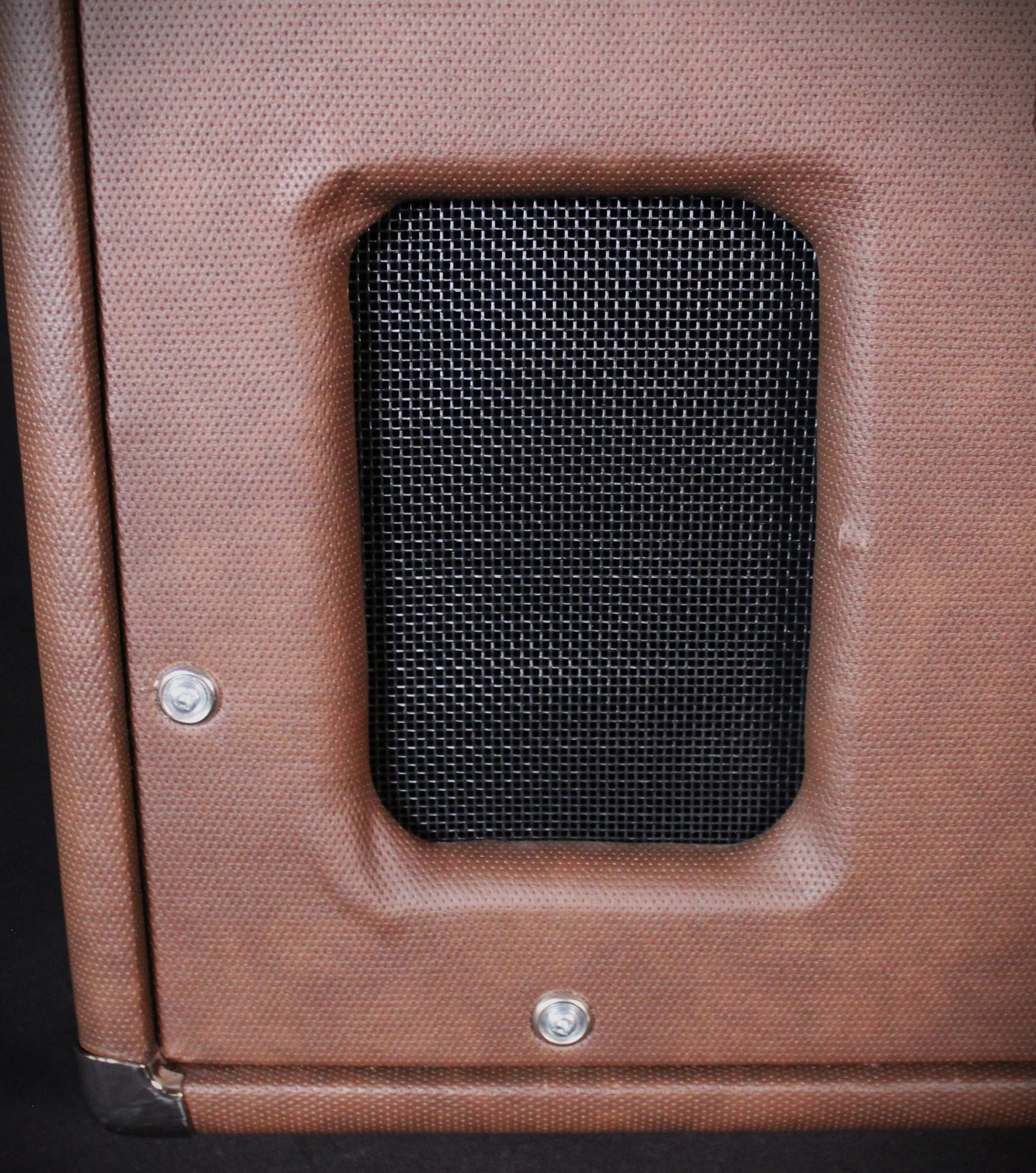 OG- Cab Back Close up- Damage.JPG