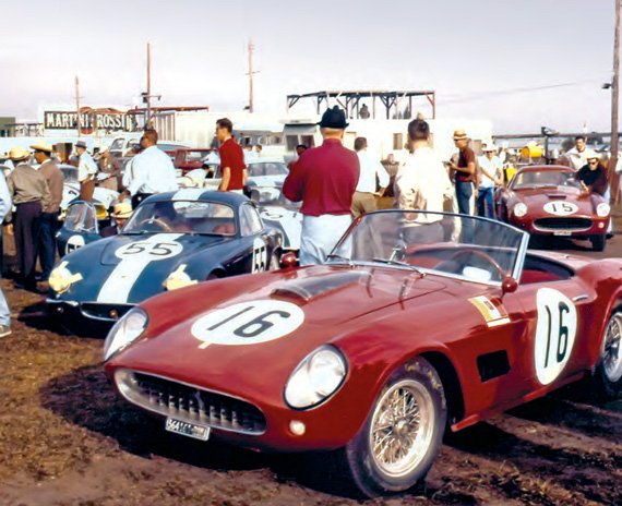 Ferrari Berlinetta 1961 nel circuito di 1000km di Montlhery