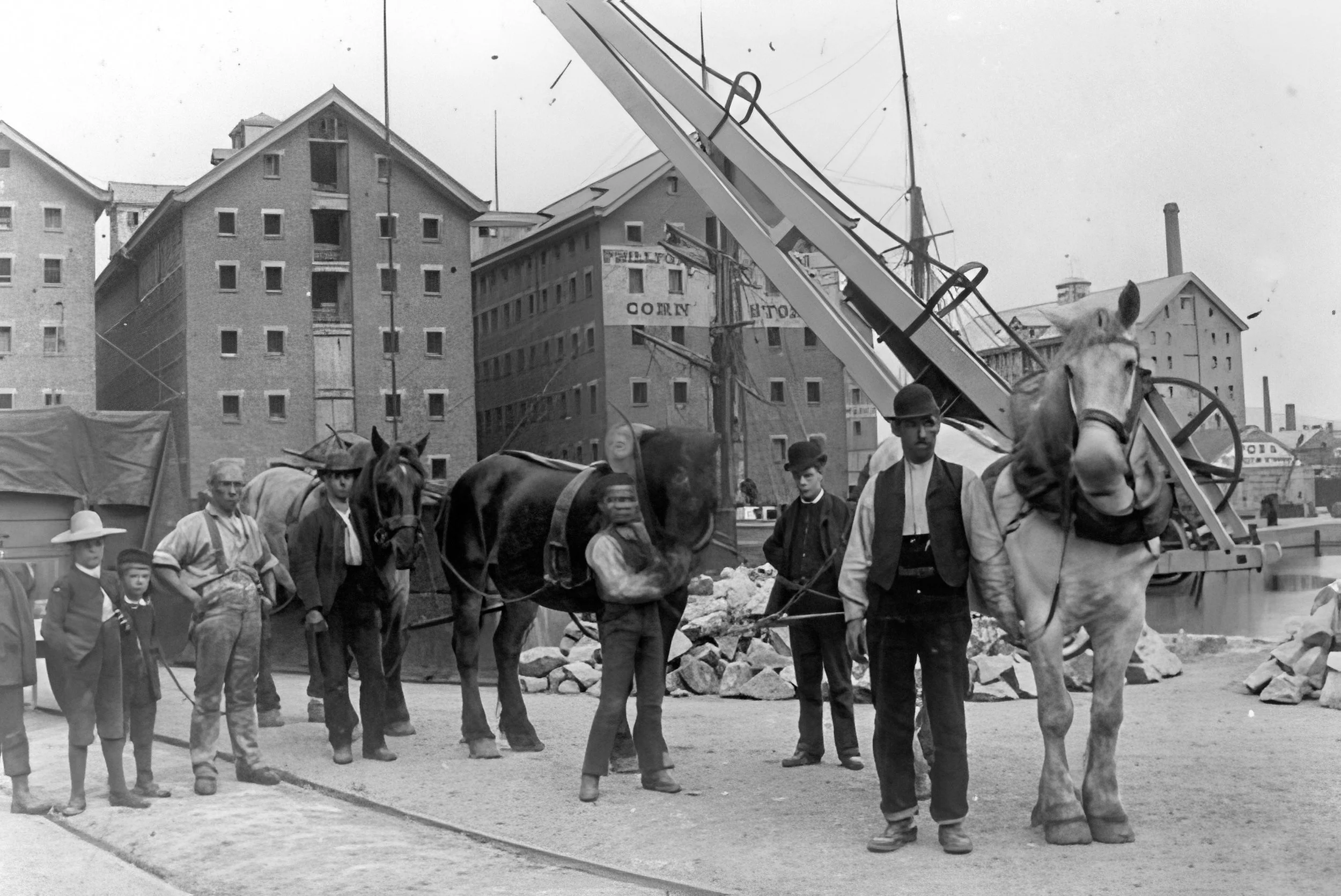 gps-154-488-gloucester-docks-men-and-horses-c1887-gigapixel-low resolution v2-6x.jpeg