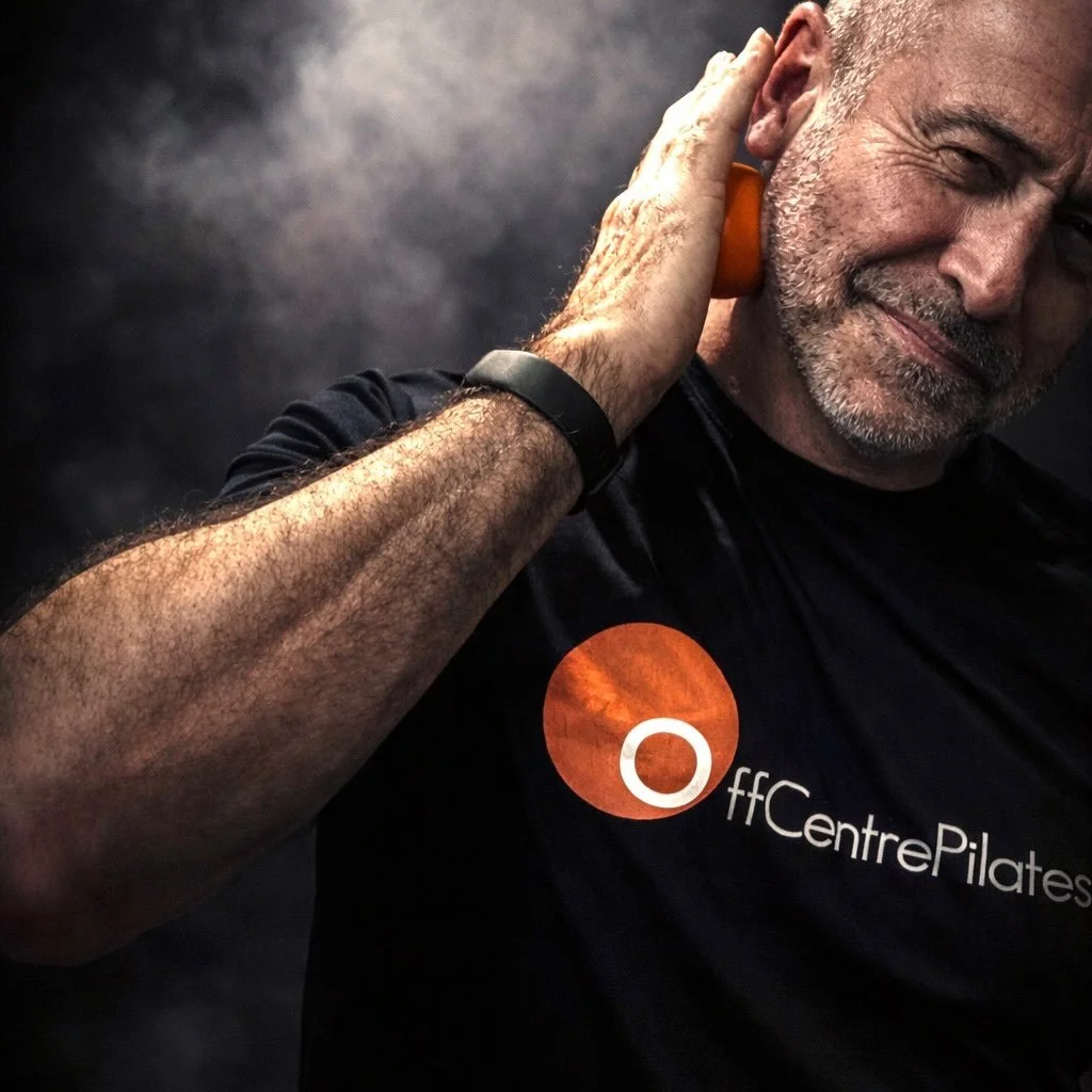 Healthy fascia is hydrated and glides smoothly. Rolling helps improve fluid movement&mdash;but if you&rsquo;re dehydrated, fascia can feel more &ldquo;sticky&rdquo; and tight.
Join me for a Myofascial release + pilates workshop @revitalisebrighton  2