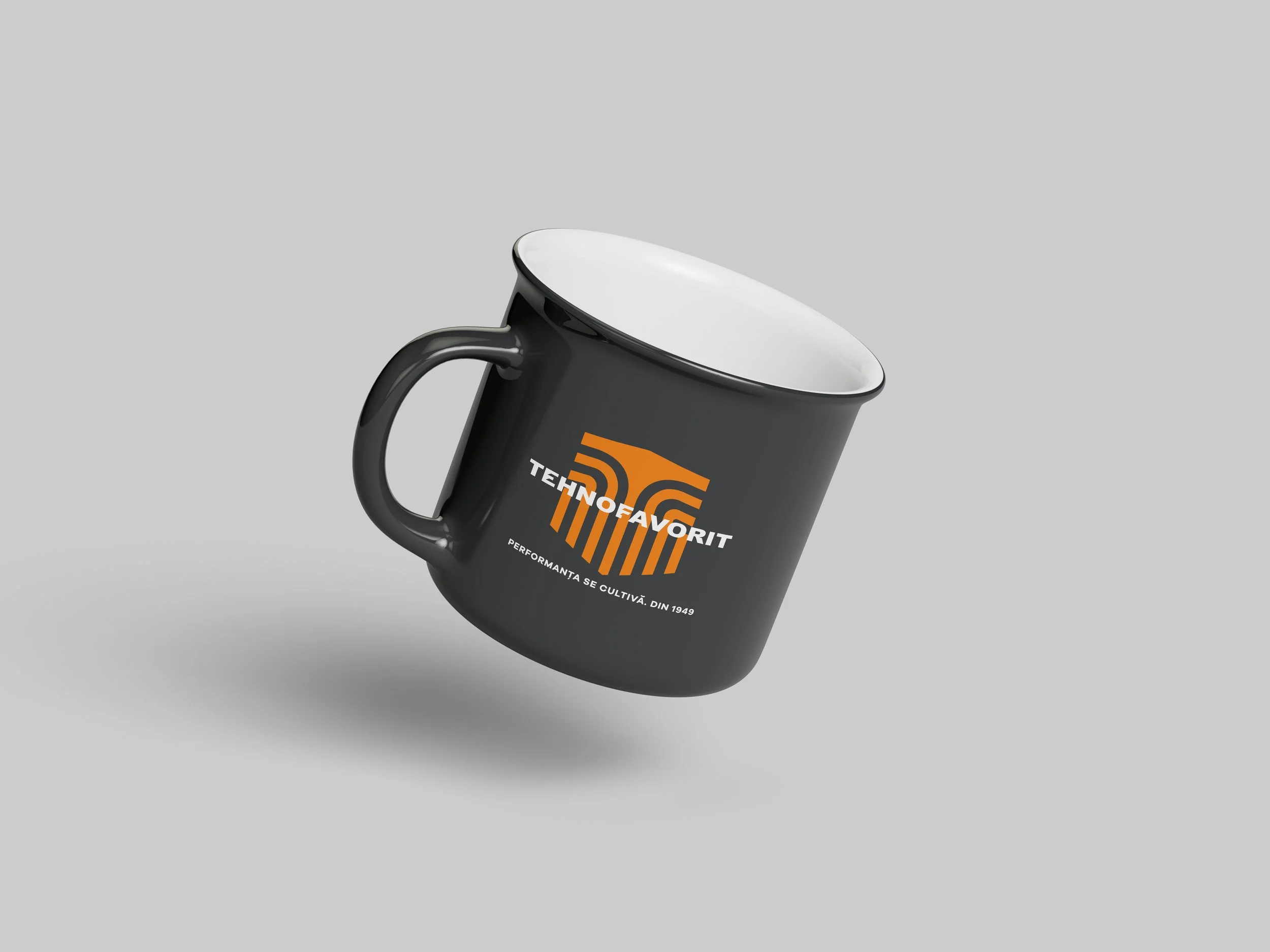 Free_Mug_Mockup_5.jpg