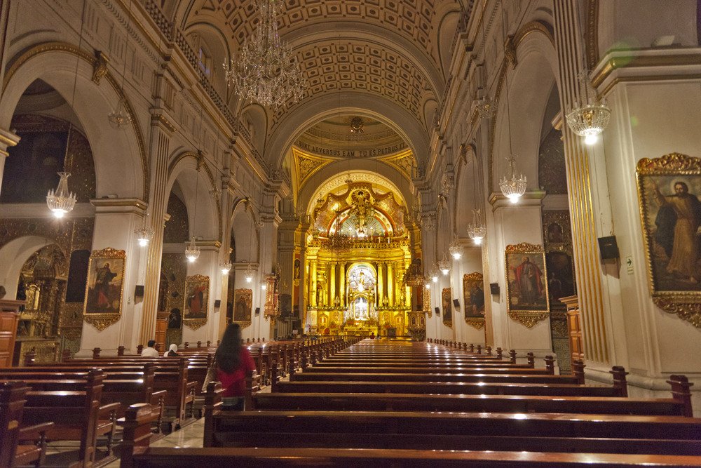 lima_church1.jpg