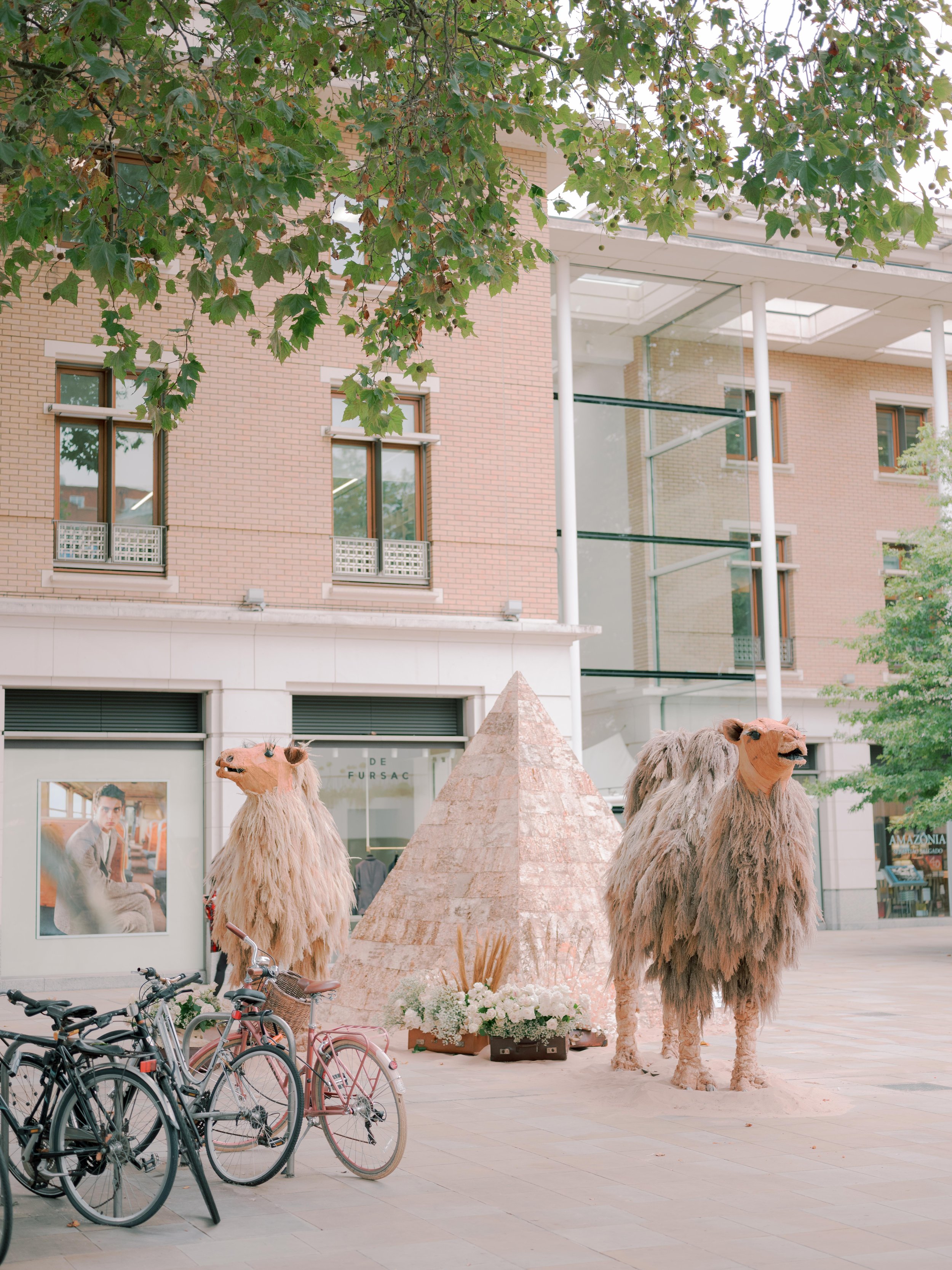 JoannaBriggsPhotographyAllForLoveChelseainBloom-308.jpg