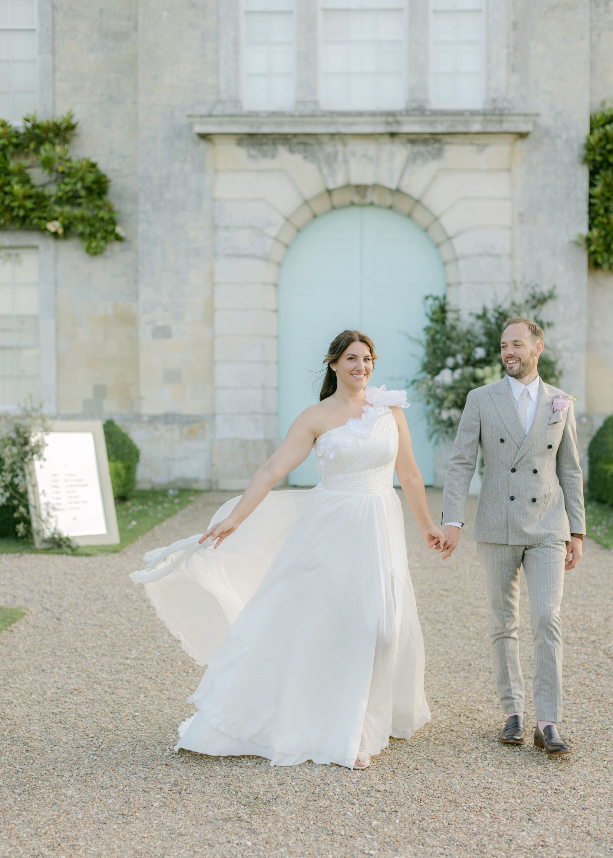 Lucy_Michael_Firle_Place_HollyClarkPhotography_H-702.jpg