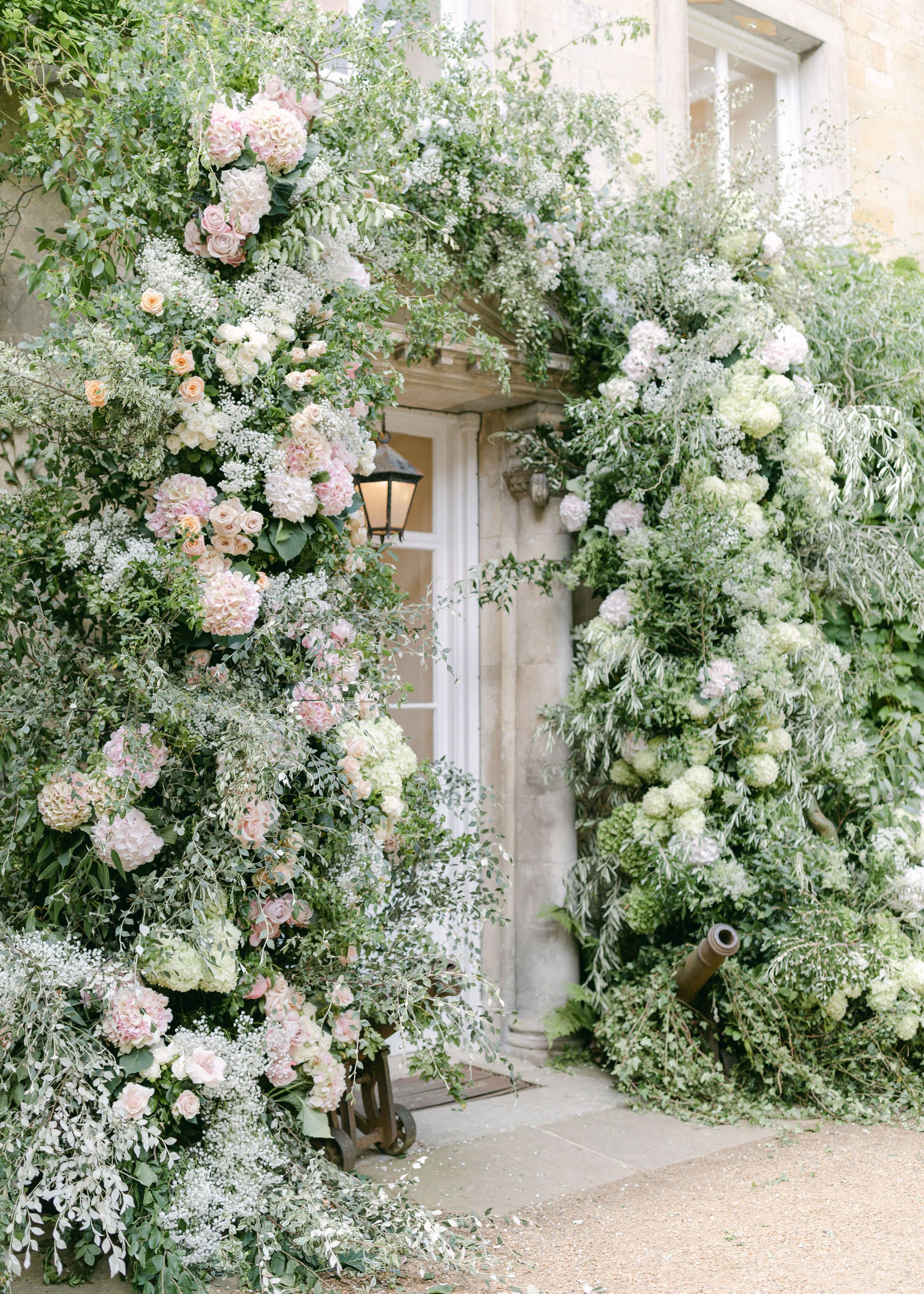 Lucy_Michael_Firle_Place_HollyClarkPhotography_H-213.jpg