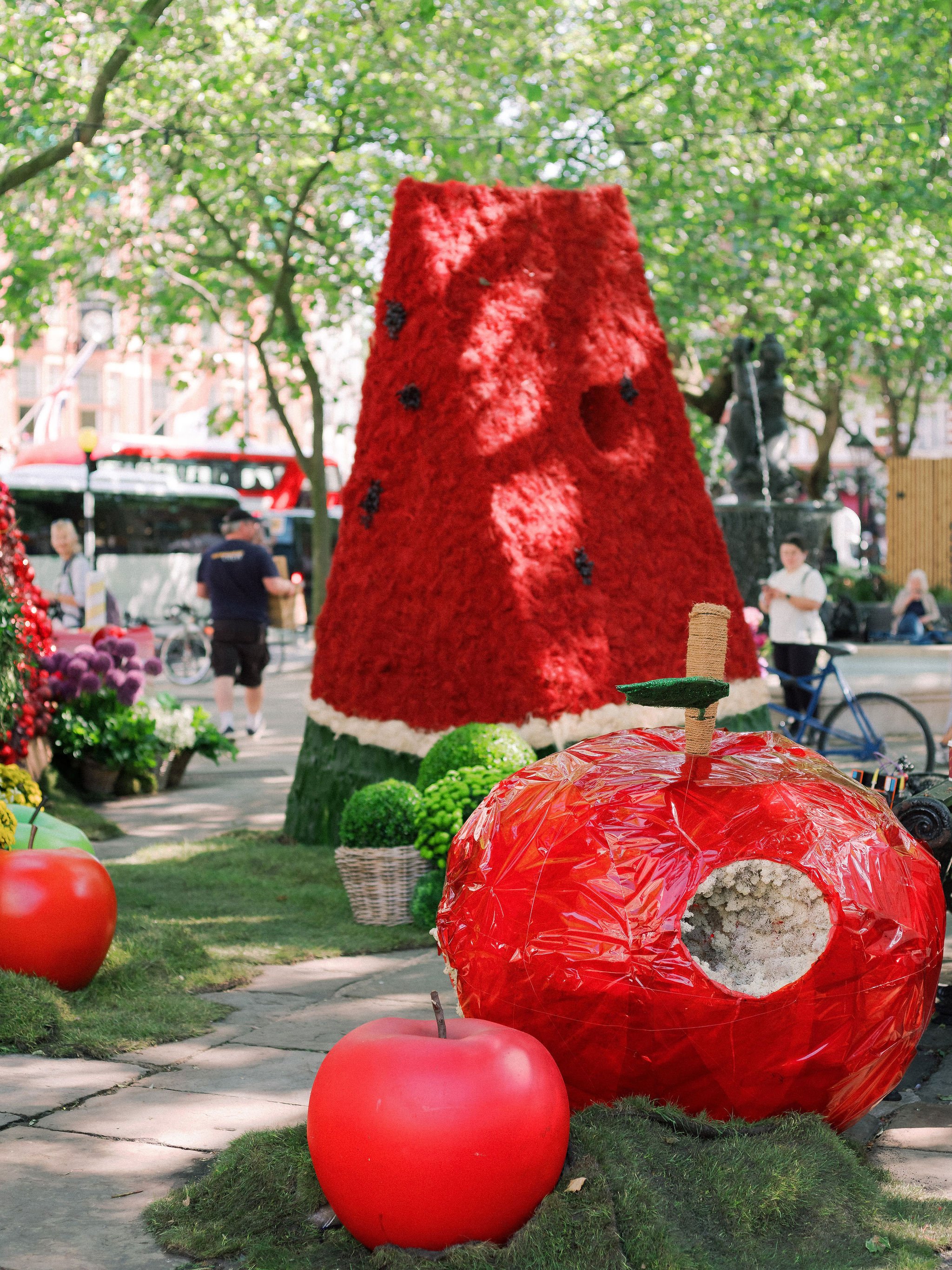 AllForLoveChelseainBloom24-JoannaBriggsPhotography-55.jpg