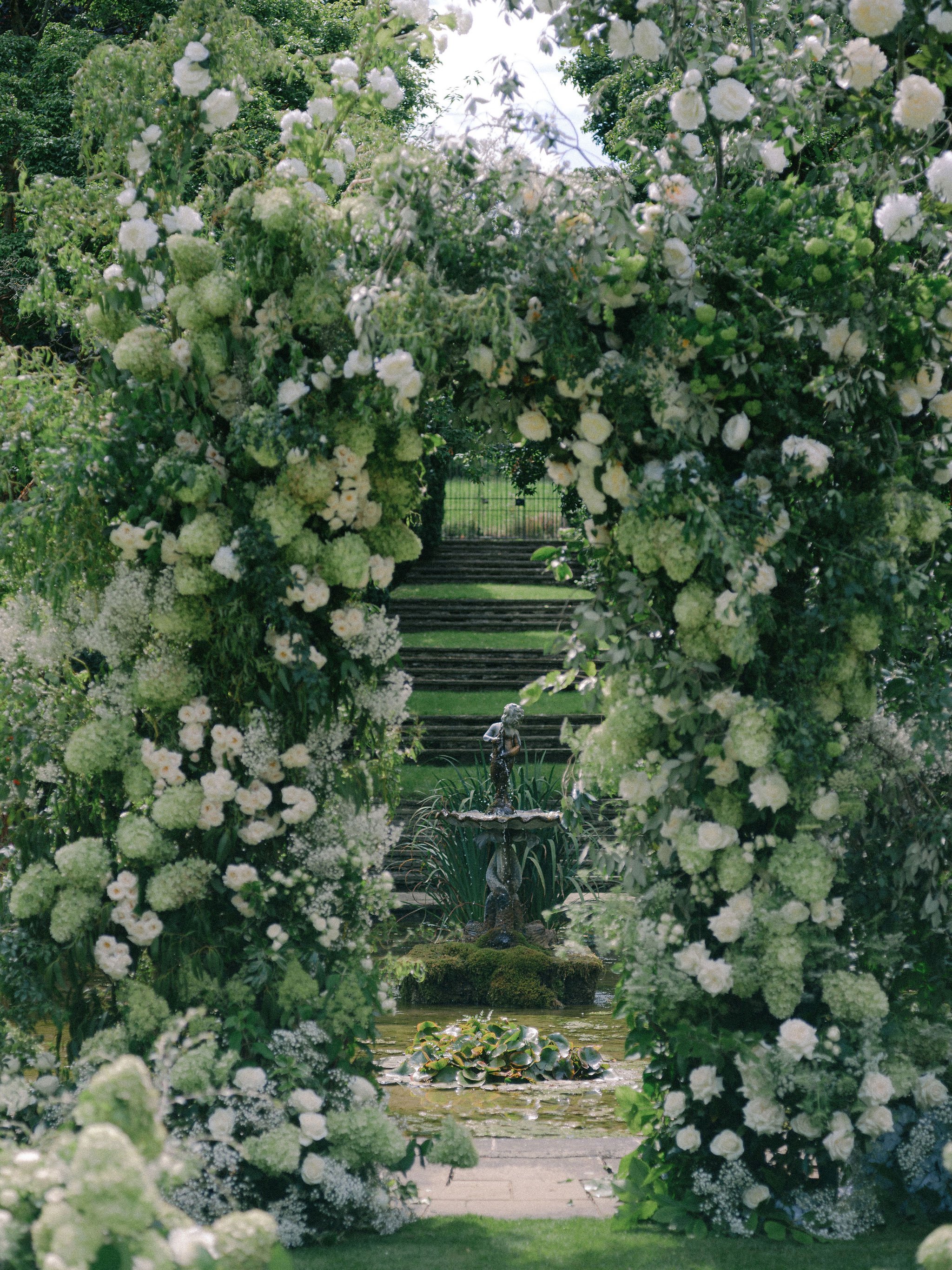 JoannaBriggsPhotography-AllForLoveLondon-CornwellManor-46.jpg