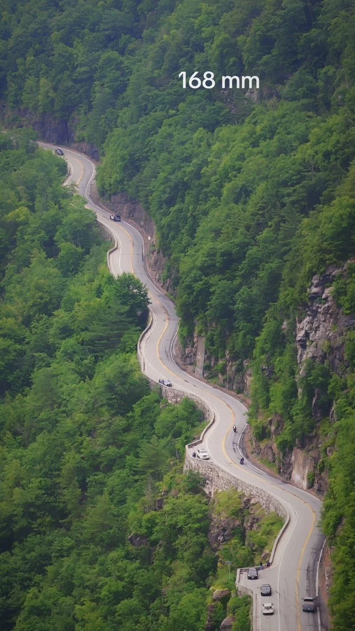 A spontaneous capture with the 168 mm telephoto lens on the Mavic 4 Pro 🔥
#dronevideo #dronelife #beautifuldestinations #nature #peaceful #mountains #hawksnest