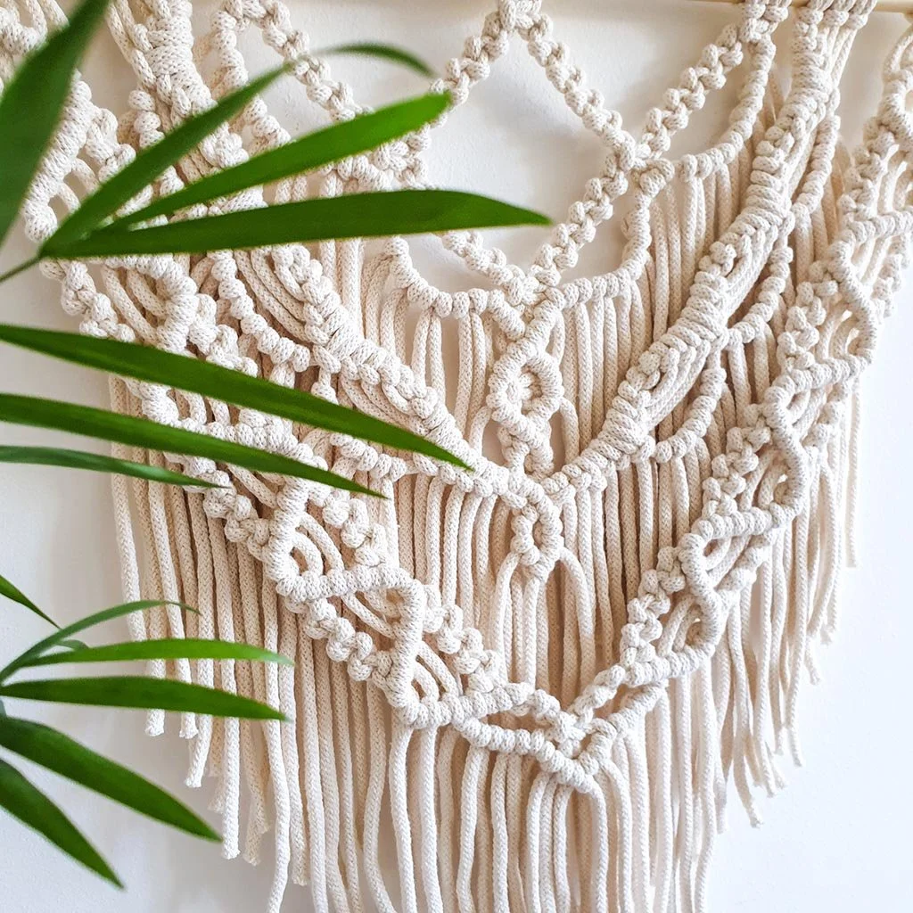 Natúr nagy makramé falidísz részlet