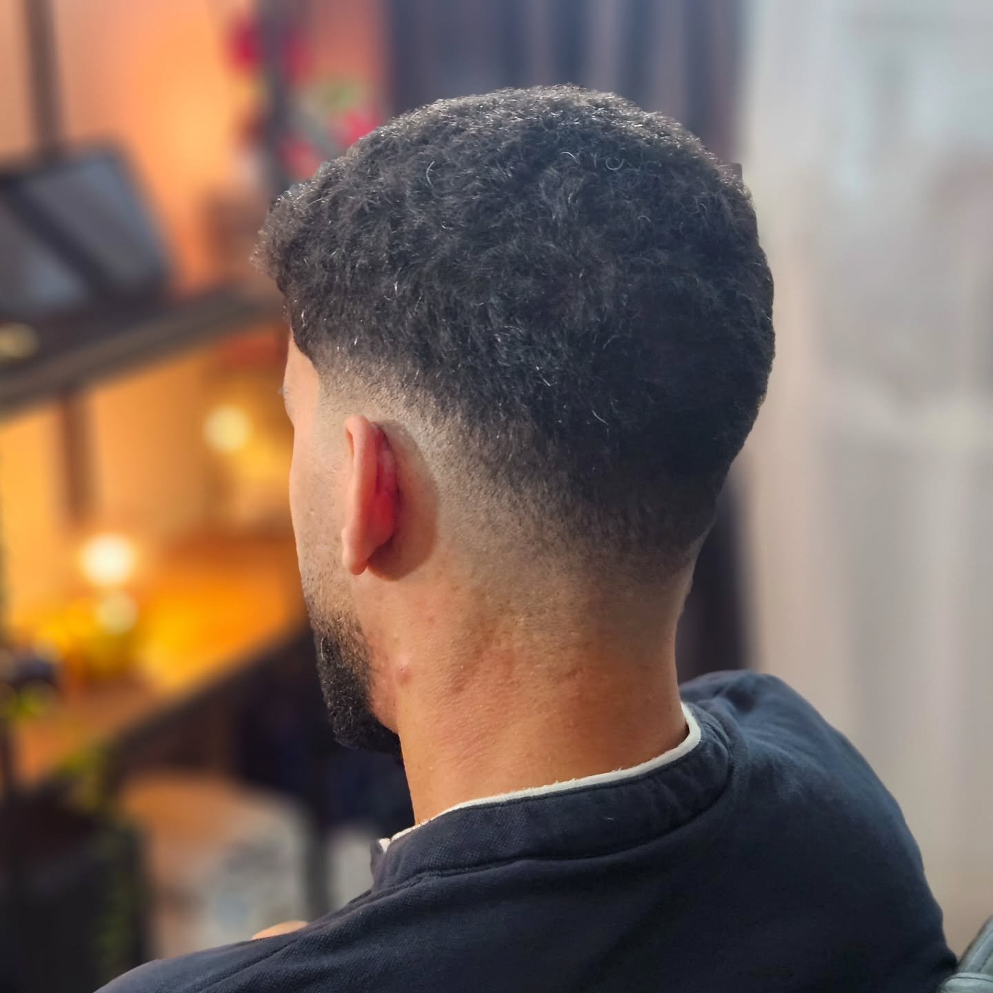 &times;&times;...A cut that brings out the essentials...&times;&times;

Rendez-vous | Appointment

www.tailesbarberstudio.com

#barbershop
#barber
#brussels 
#fade 
#mensstyle 
#grooming 
#hair 
#barbeiro 
#haircut 
#buzzcut 
#mullet
#nomadusbarberst