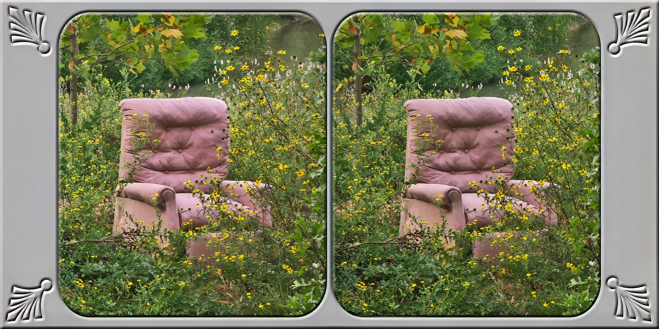 recliner on the creek.jpg