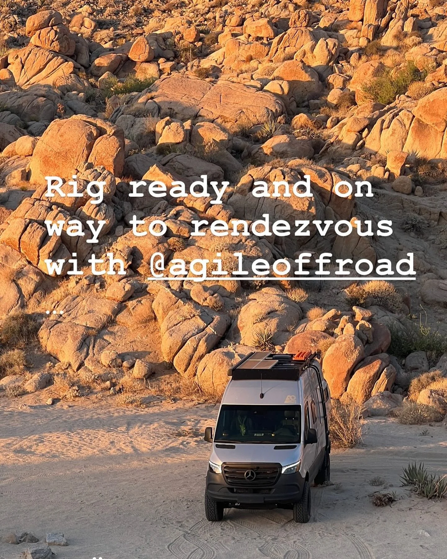 Spend the night at one of our favorite desert spots and met up with Agile Offroad , John and Karin in Ocotillo… On our way to #overlandexpo