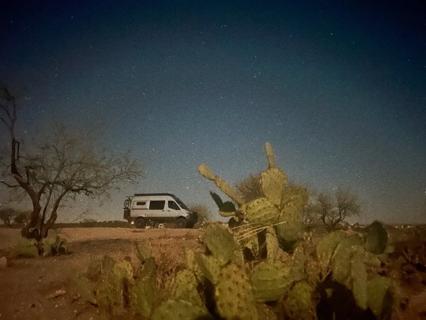 This week I found a nice local spot to get out and enjoy the full moon. Bats, moths, small mammals everywhere… quite a busy evening!
.
.
.
#getoutside 
#vanlife
#adventureelevated 
#fullmoon
#sprintervan 
#vantrip
