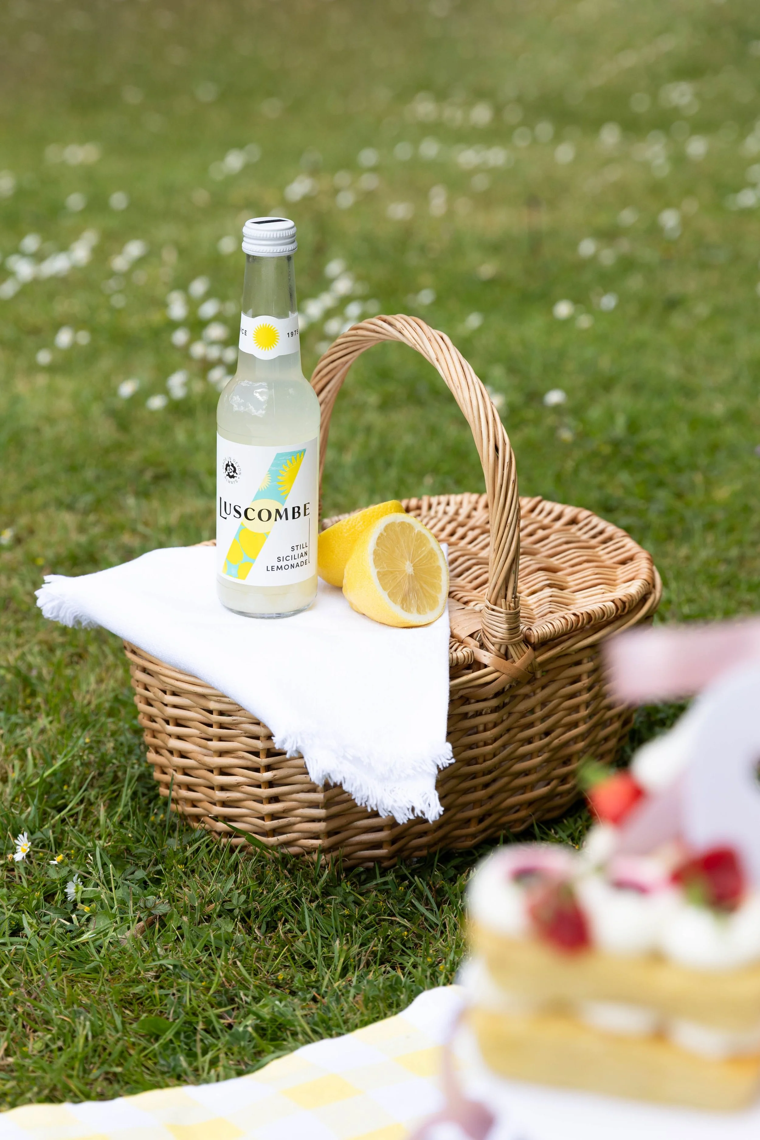 Joannas-Boutique-Tearoom-Summer-Afternoon Tea-takeaway lifestyle.jpg