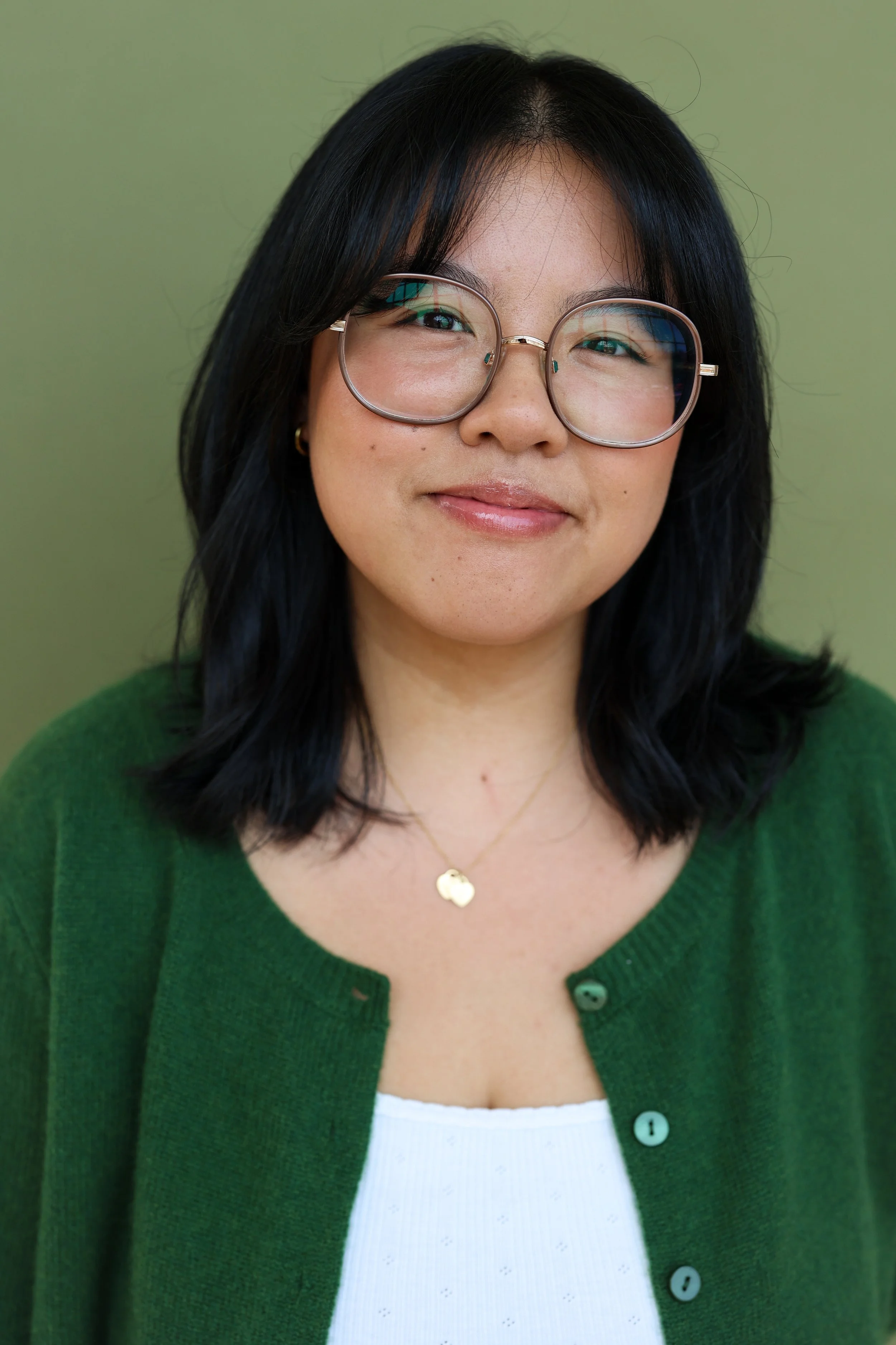 Joy Jaensubhakij Headshot.jpg