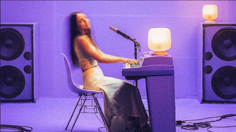 debi nova