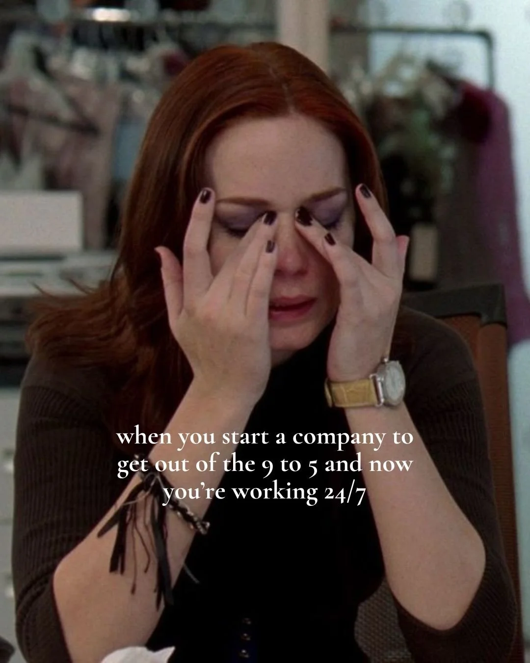 Happy friday to everyone managing five deadlines and six instagram accounts 🫶🏻

.
.
.

#marketingmemes #socialmediamanagerlife #socialmediamarketing #workmemes