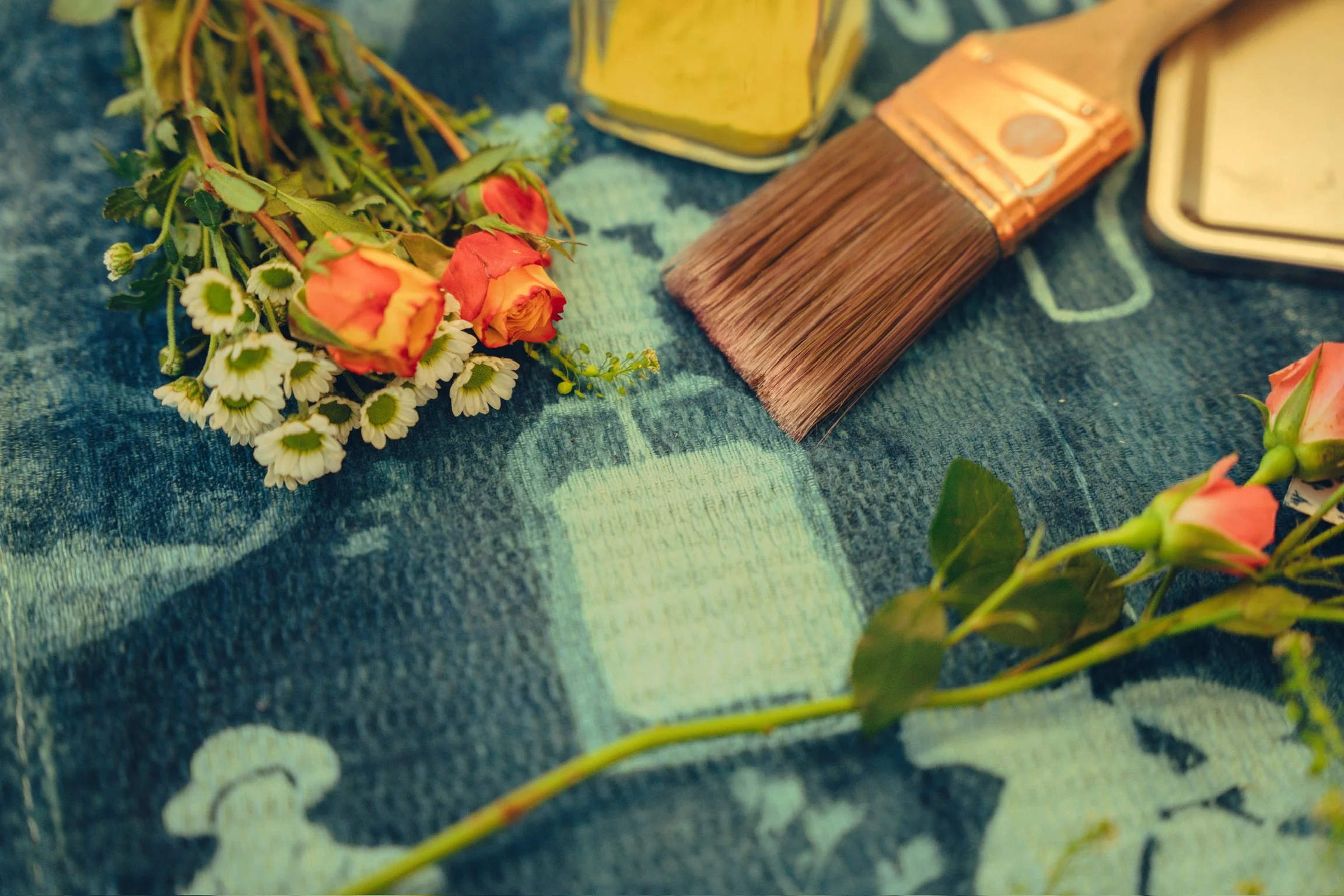 Cyanotypes: Traditional and Experimental Sun Printing