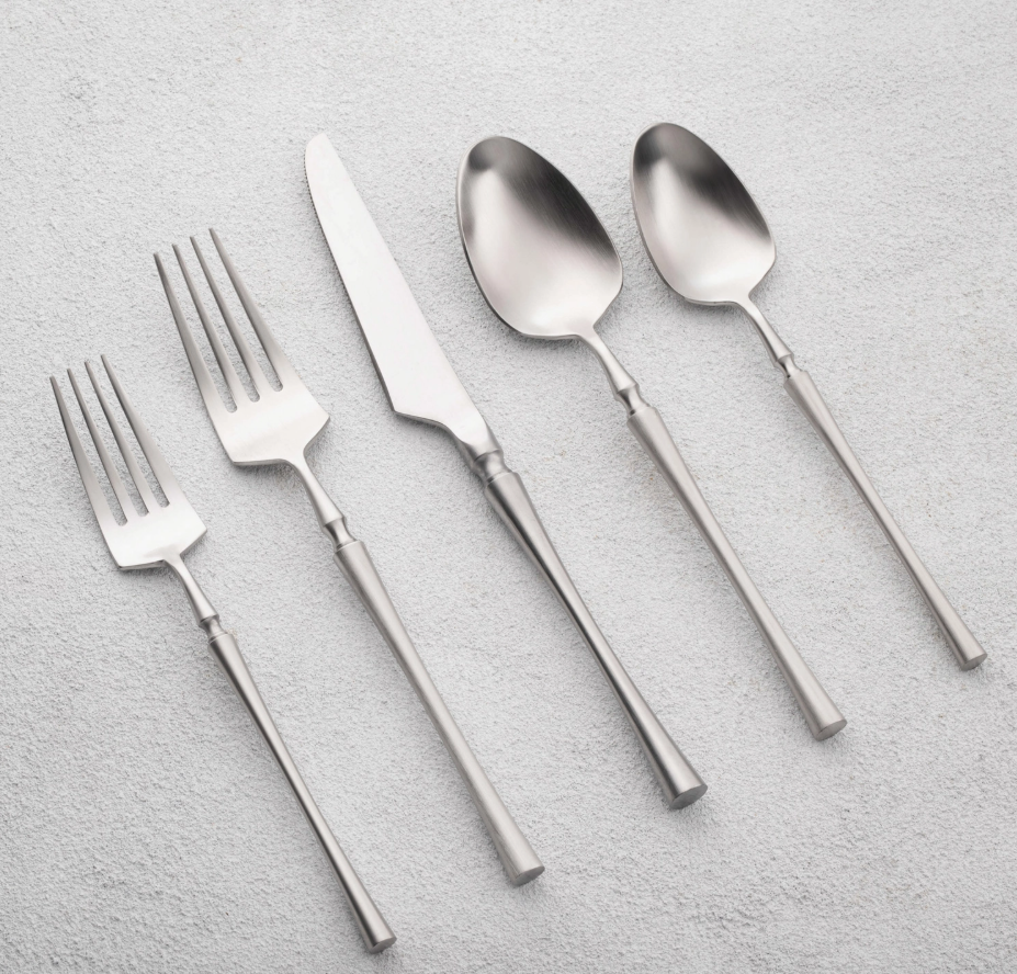 Vikko Dine Irene Brushed Flatware 20 Pc Set 1.png