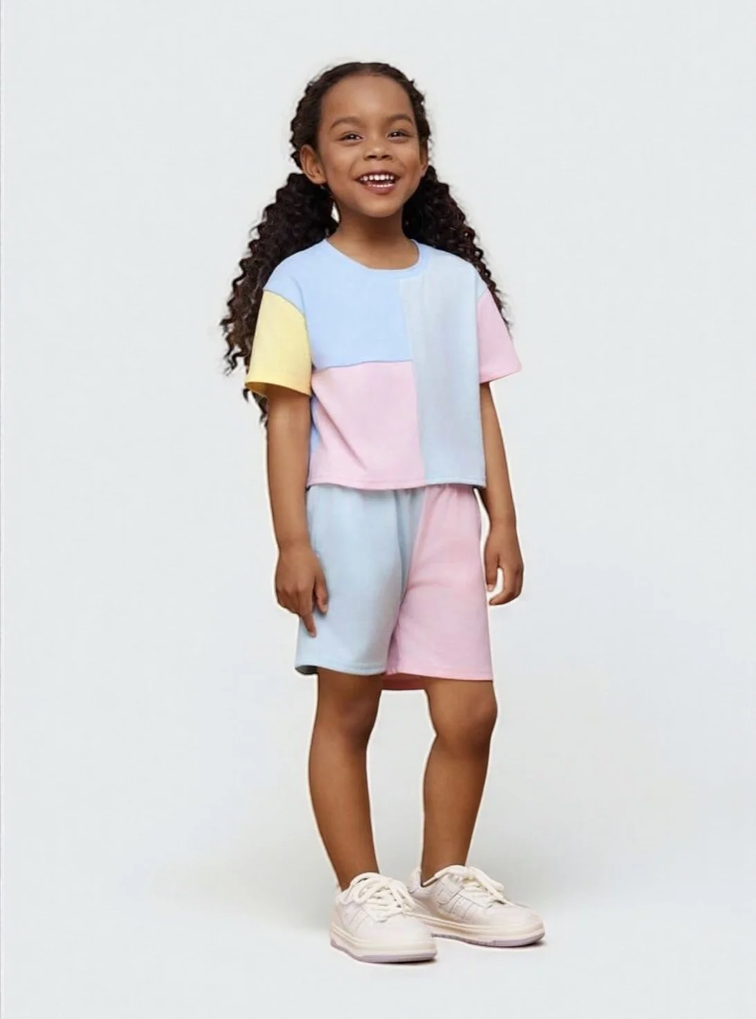 Colorful Retro T-Shirt & Matching Shorts Outfit