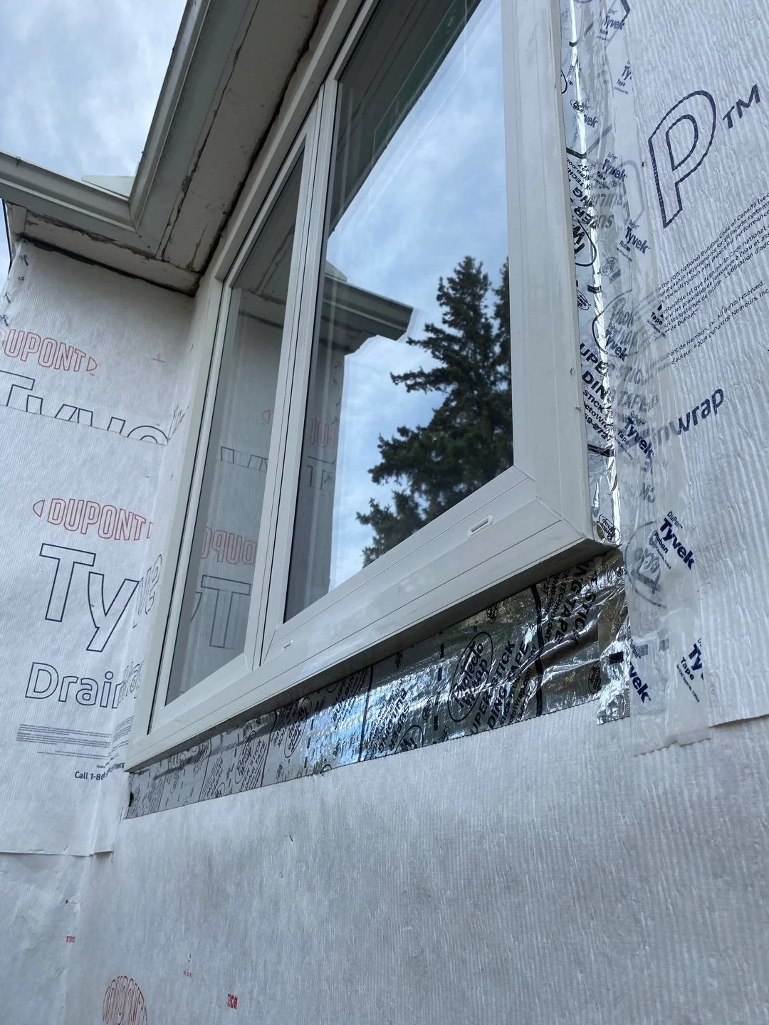 The Right Way to Seal Around Windows