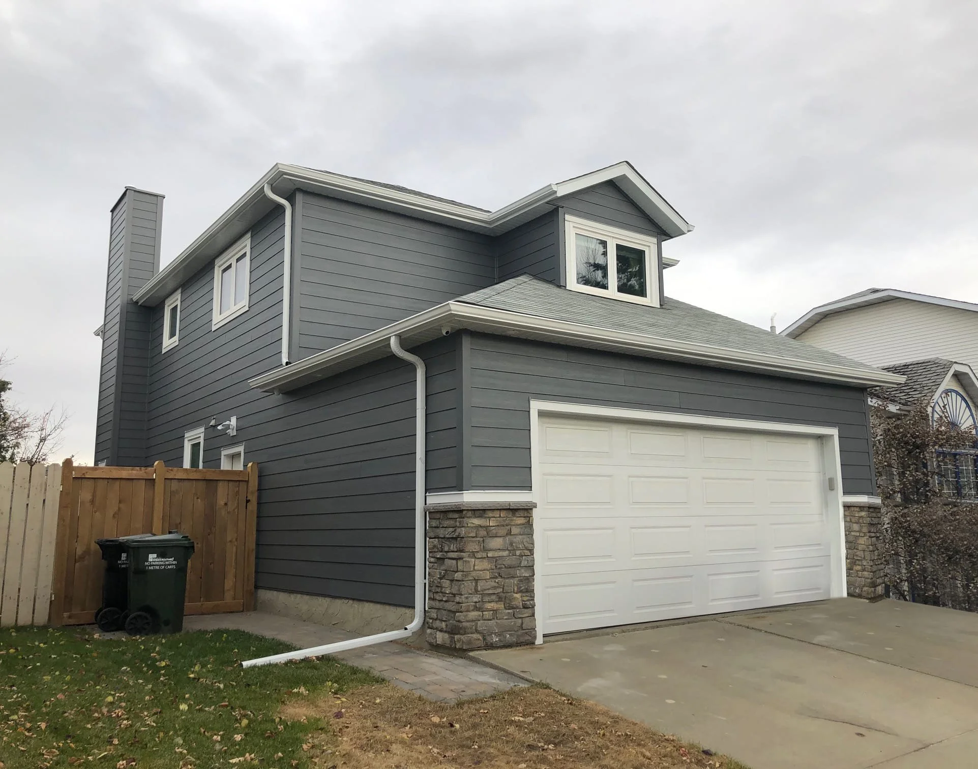 Night Gray Hardie Plank