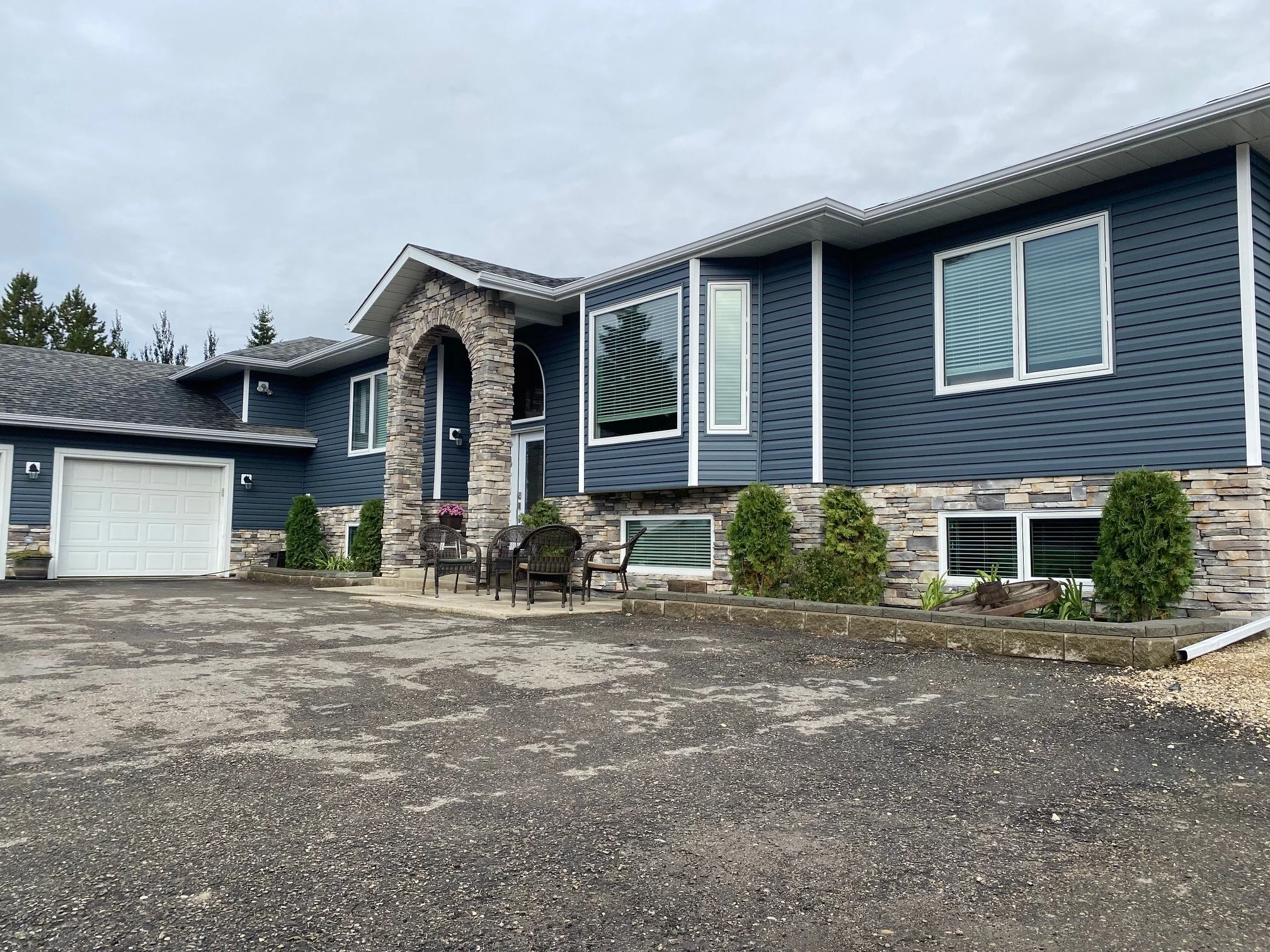 Royal Midnight Surf Siding.jpg