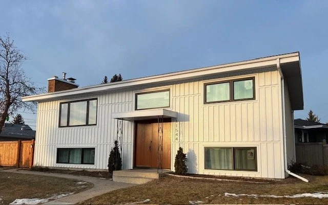 Arctic White Hardie Board & Batten Installed Edmonton