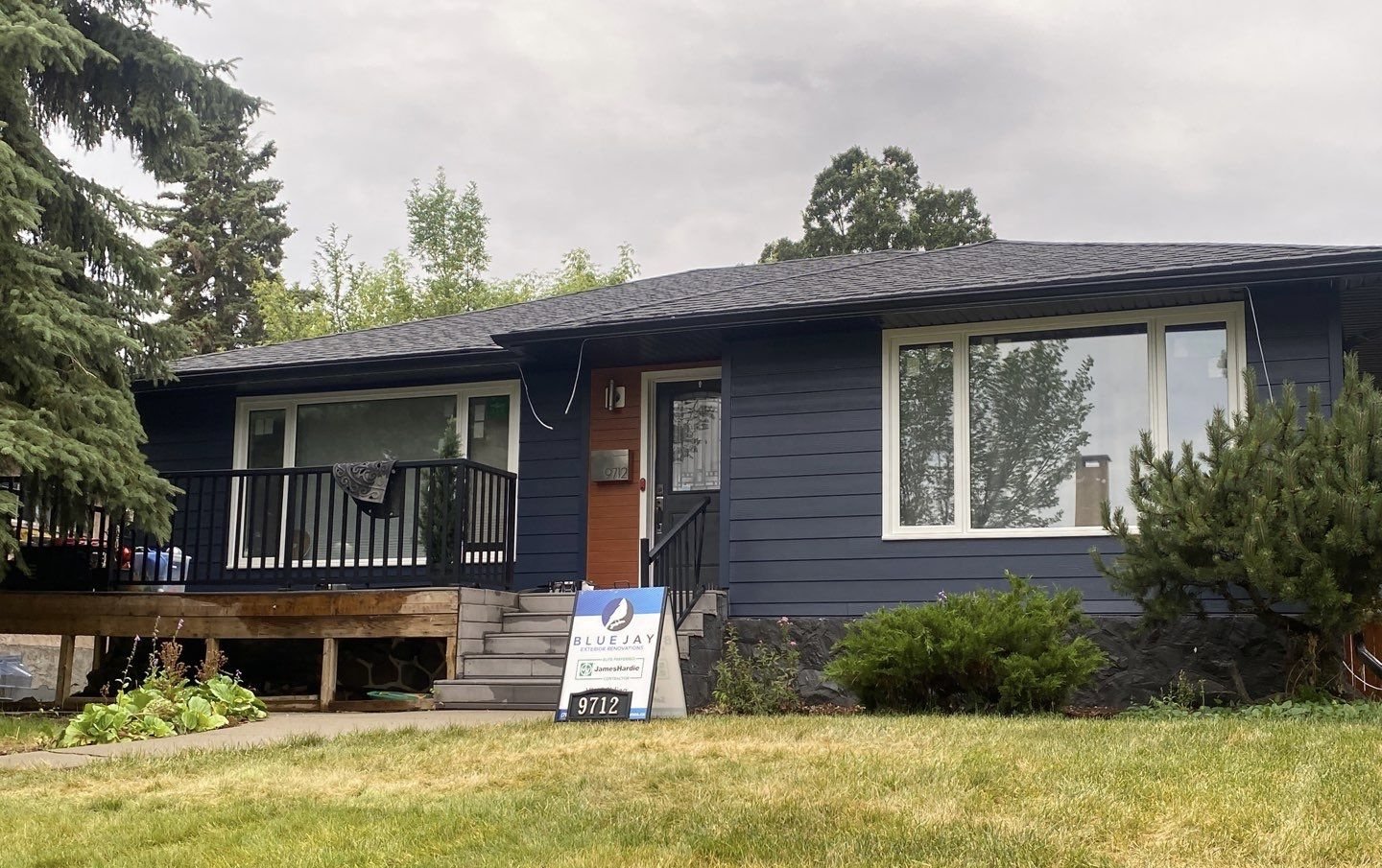 Lux Panel Accent on Deep Ocean Hardie Board house in Edmonton