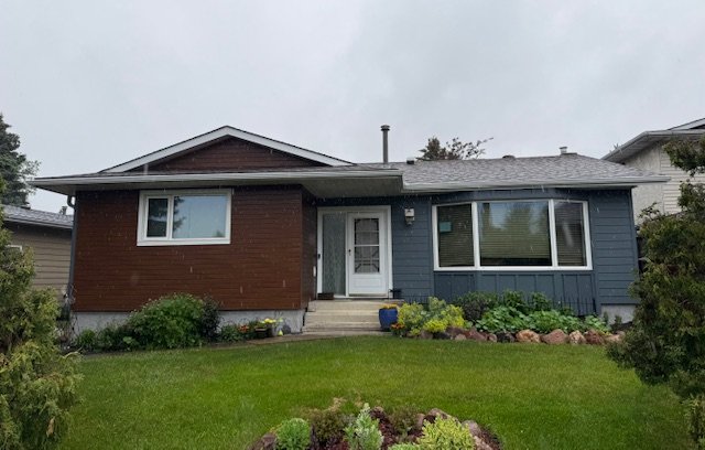 Contemporary Edmonton Bungalow Design