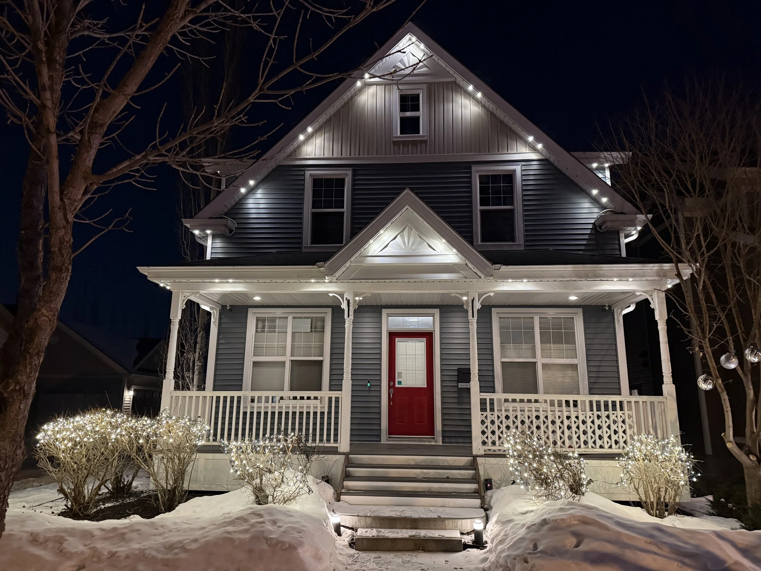gorgeous-siding-renovation-at-night-edmonton-ab.jpeg