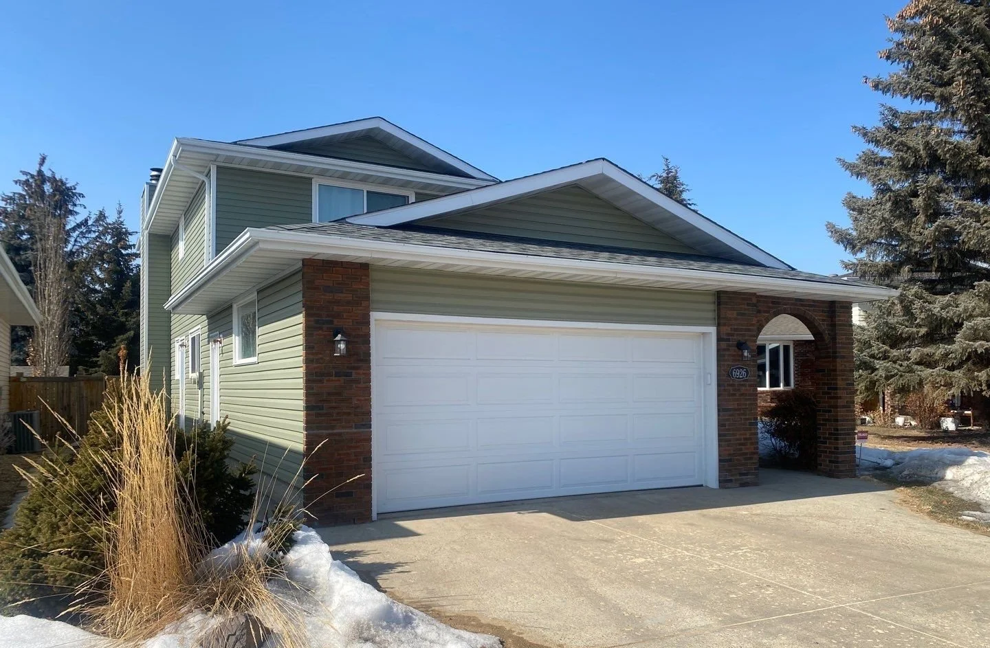 Royal Cypress Siding