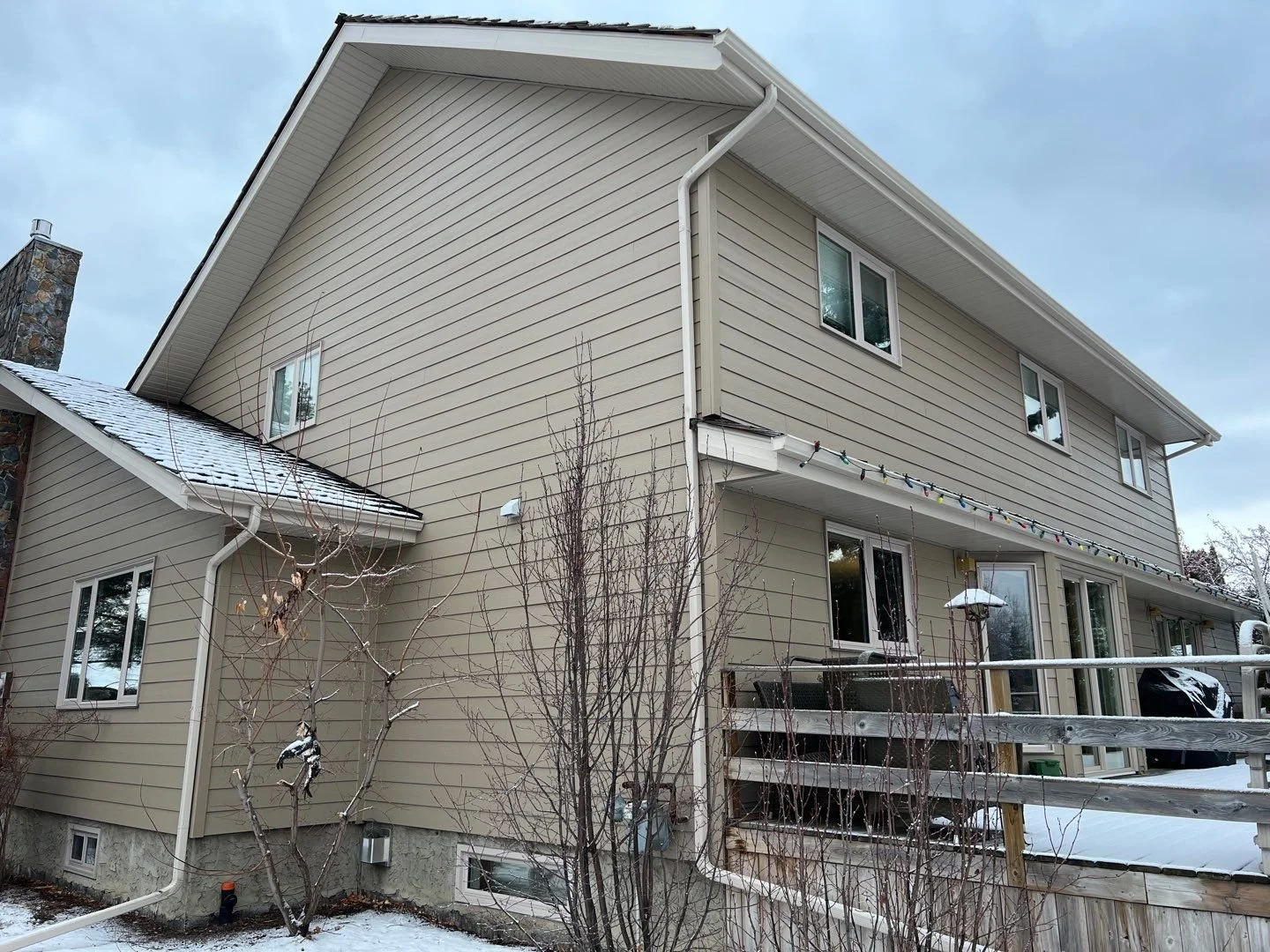 Khaki Brown Hardie James Siding in Edmonton