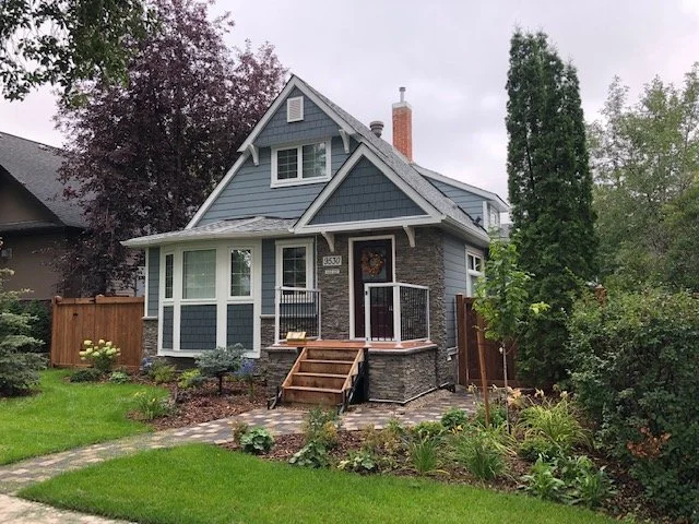 Boothbay Blue Hardie Plank, Evening Blue Hardie Shingle