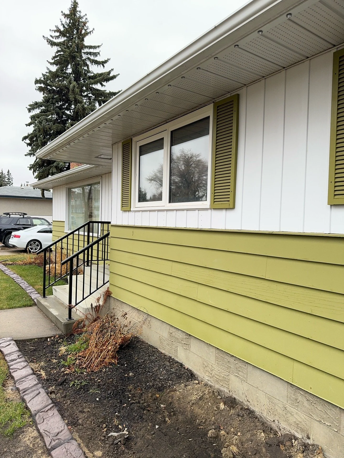 pre-siding-replacement-stony-plain-ab.jpg