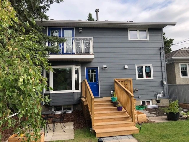 Hardie Plank in Night Gray