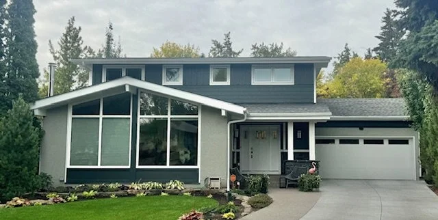 Hardie Plank Iron Gray with cool features Edmonton area home