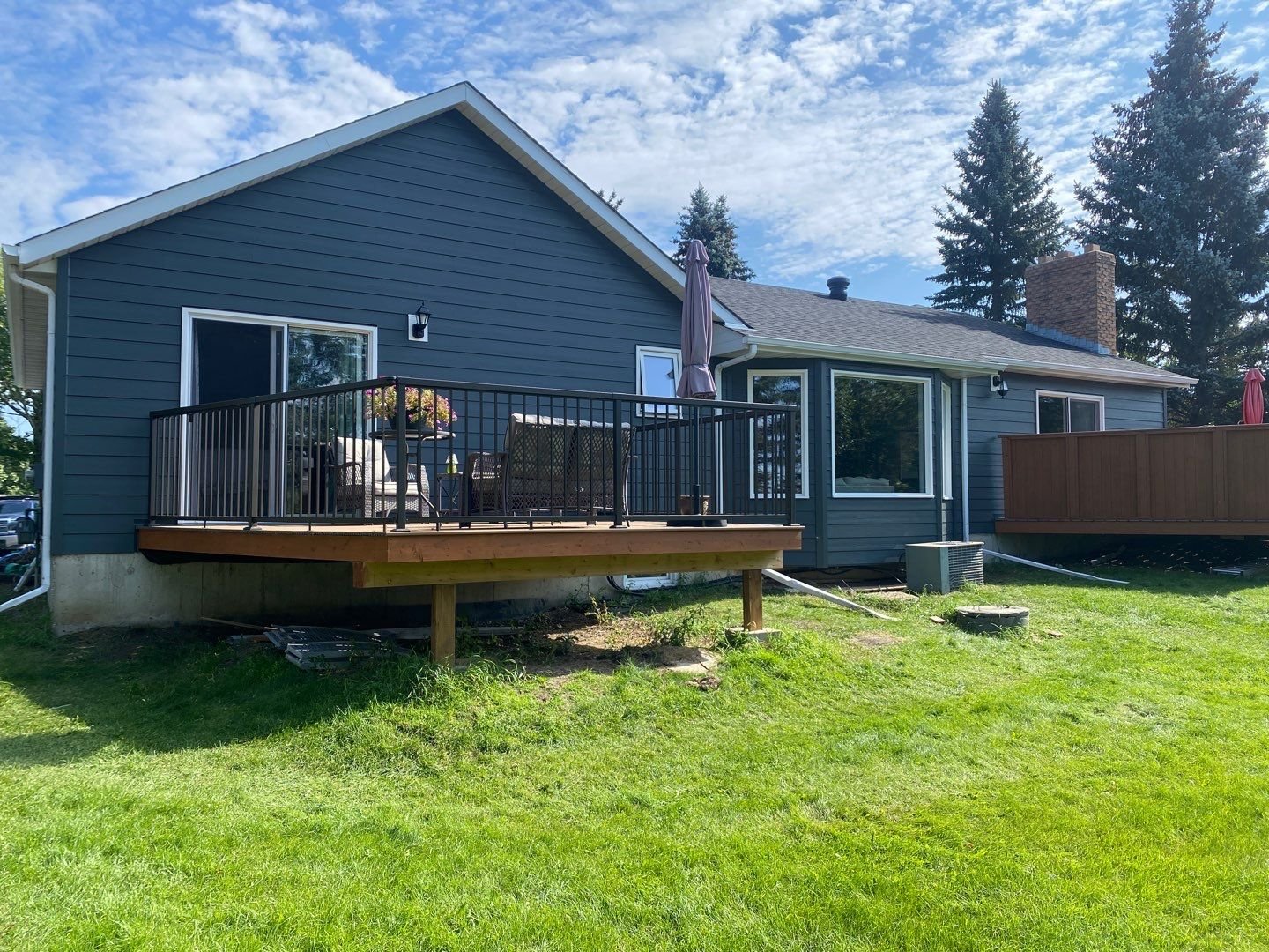 Iron Gray Hardie Plank on acreage in Edmonton