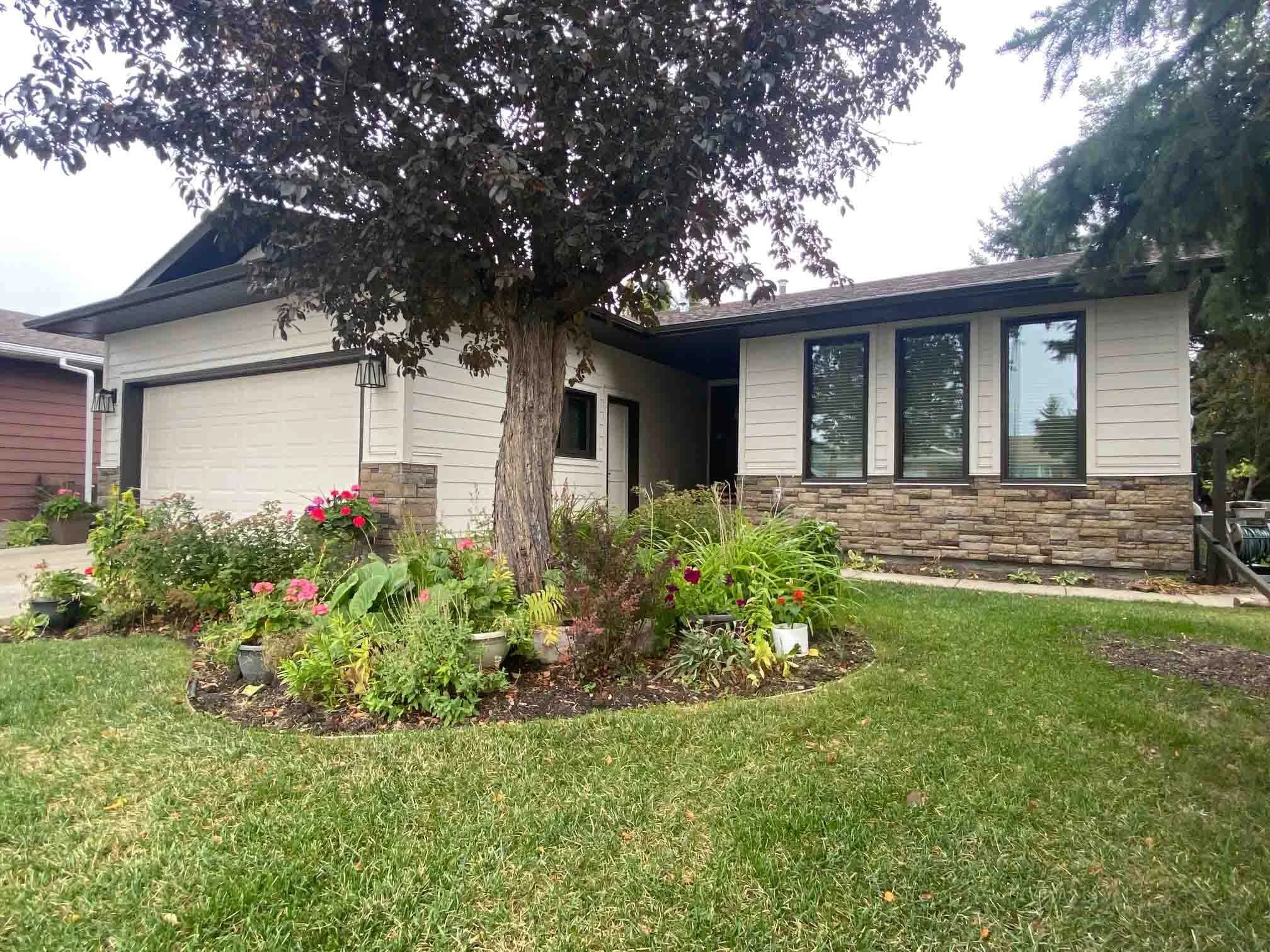 Hardie Cobblestone Siding.jpg