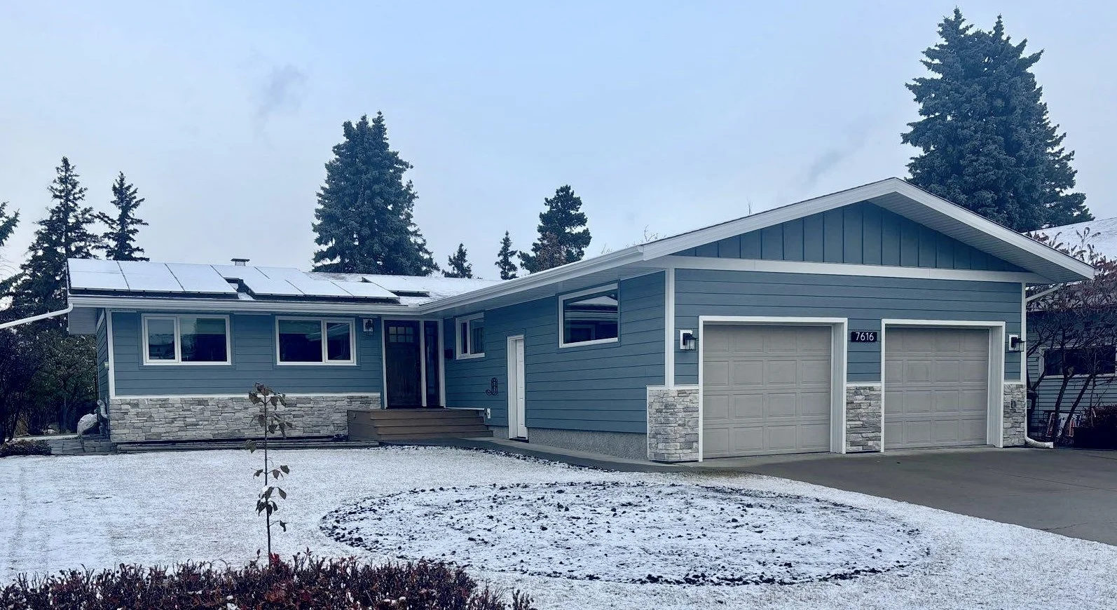 Boothbay Blue Hardie Plank and Board & Batten