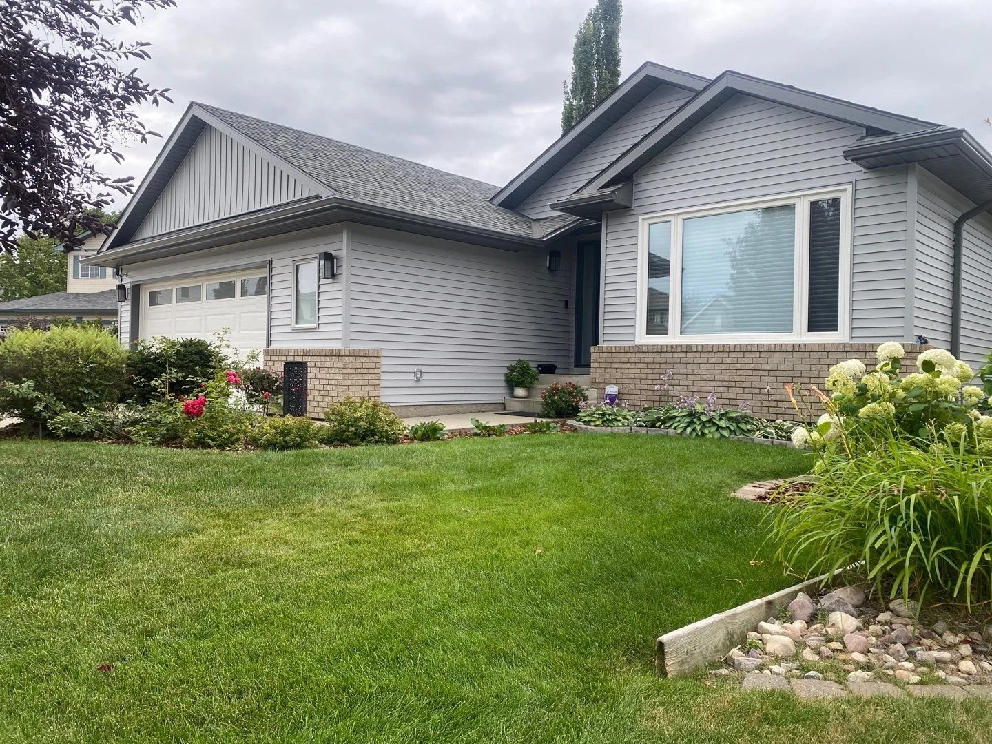 Gentek Dover Gray Siding