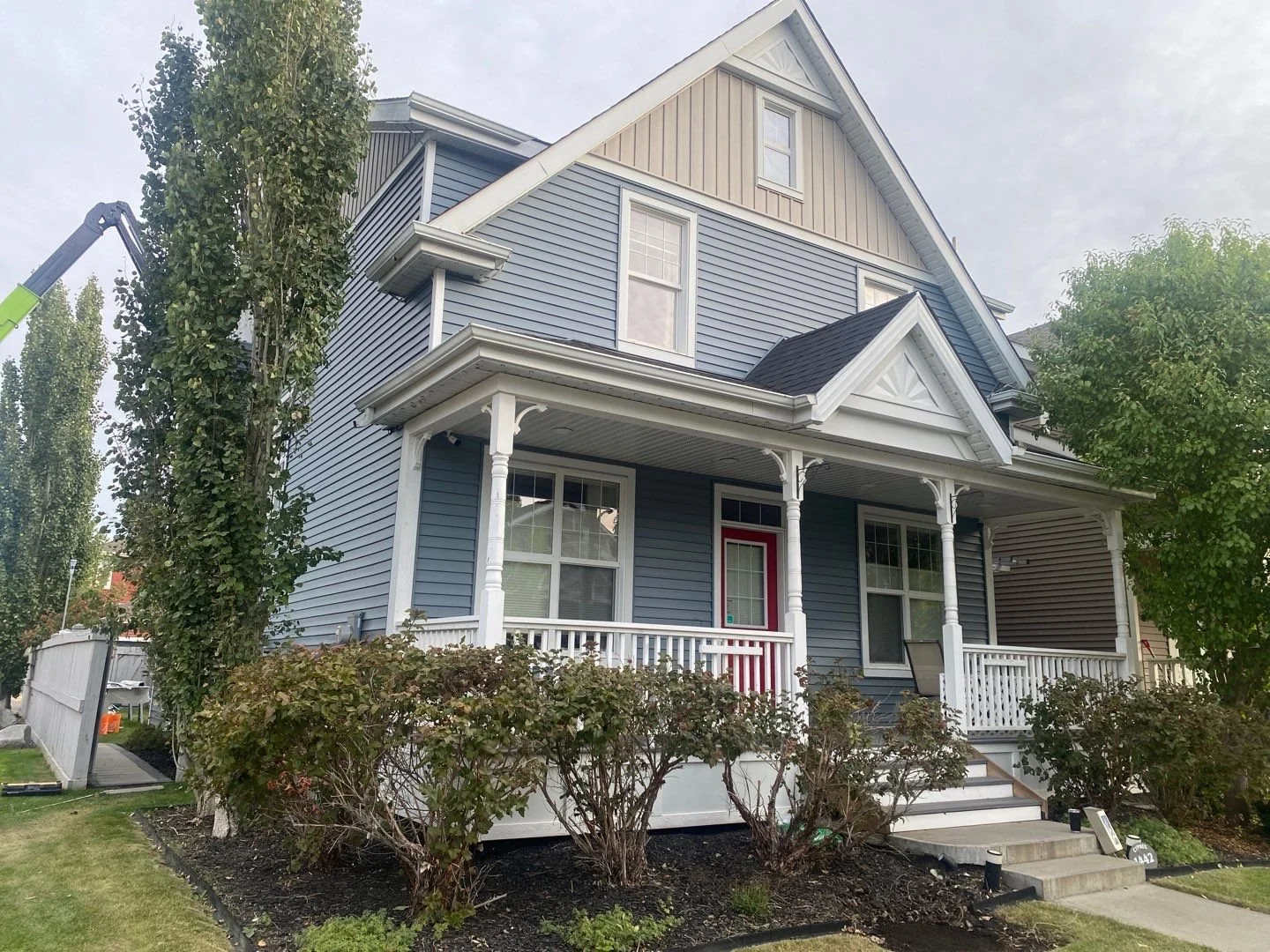 Mitten Indigo Siding, Mitten Ash Board & Batten