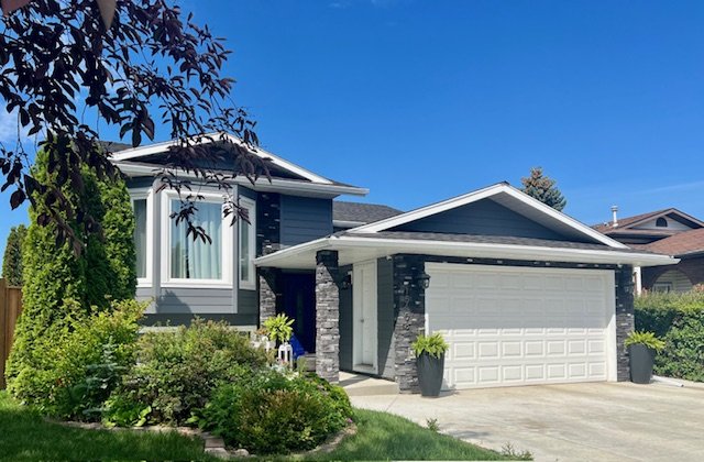Night Gray Hardie Siding on Home in Edmonton