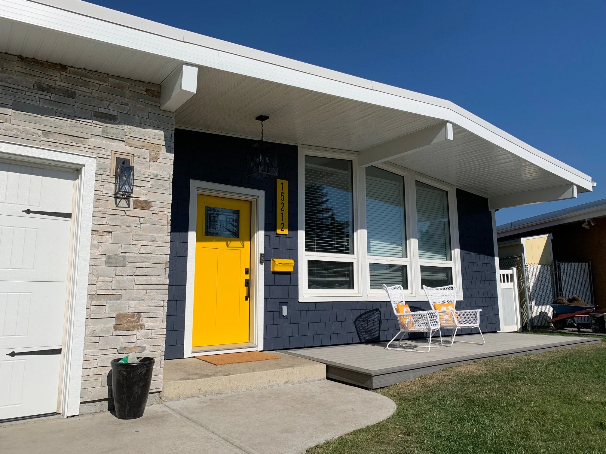 Deep Ocean Hardie Shingle & Plank, Versetta Stone Mission Point